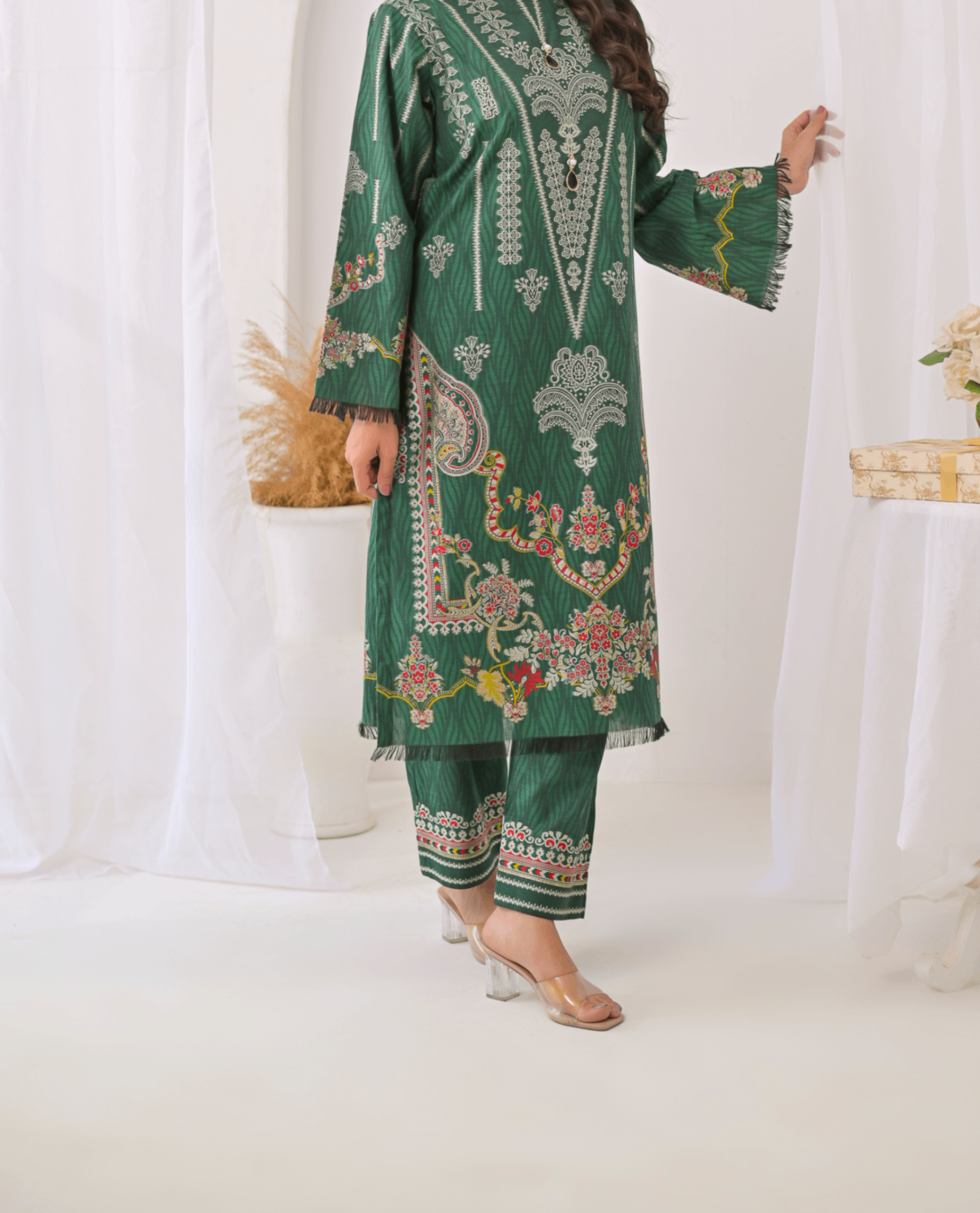 jacquard Kurta Set in Emerald green