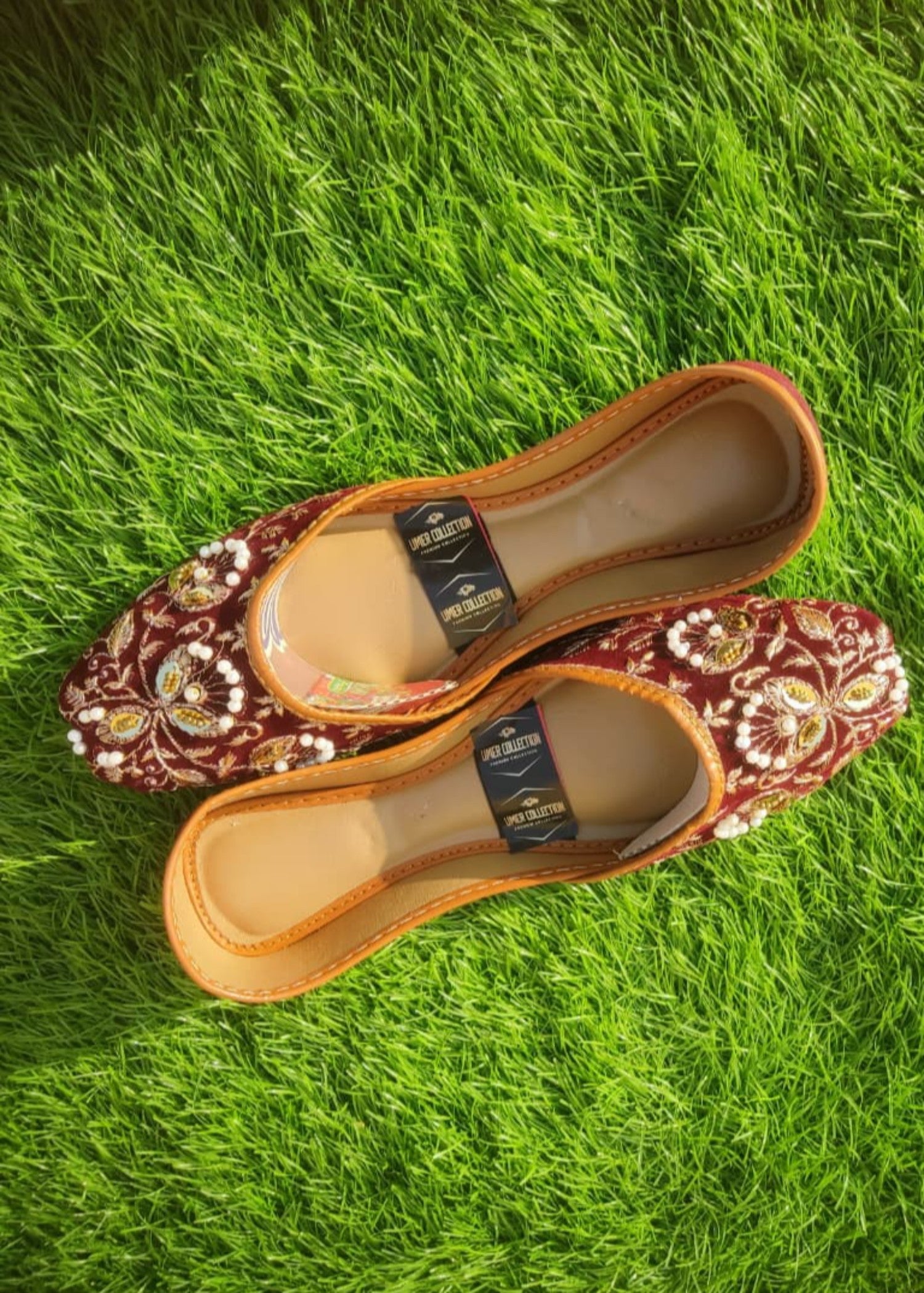 Khussa in Maroon by - High Quality Women Khussa VFP1214
