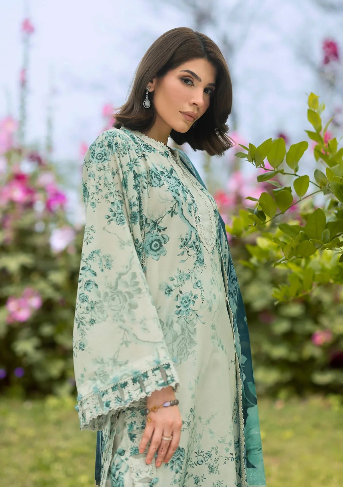 Bridgerton Prints Lawn – EPB-7A DAPHANEE