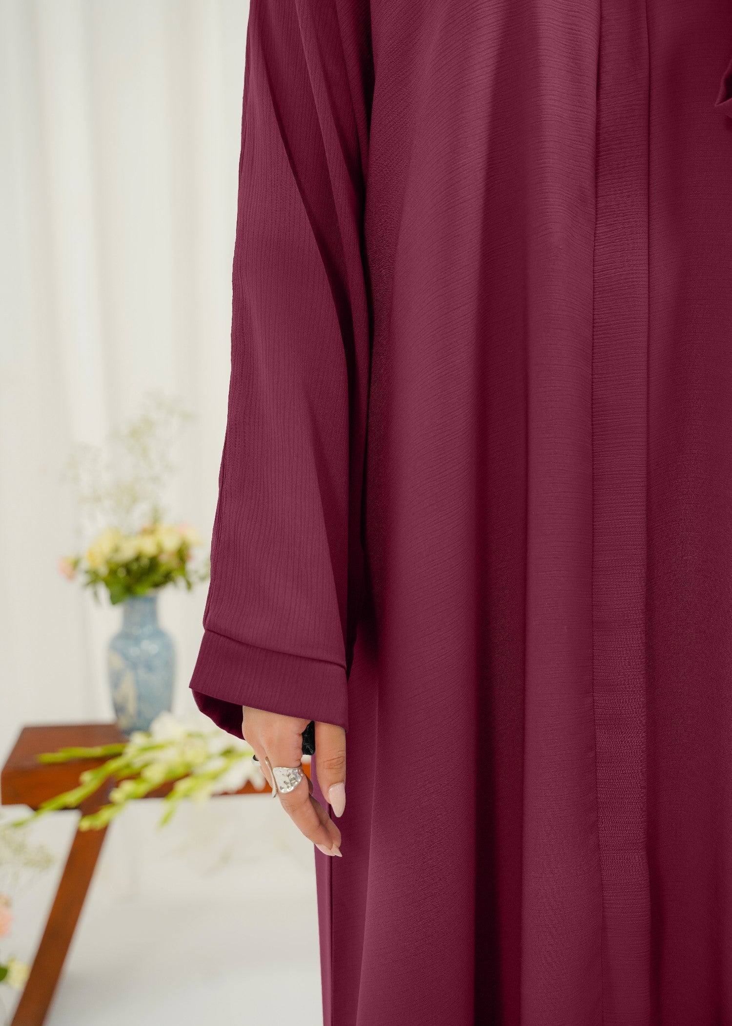 crinkle Abaya in Burgundy