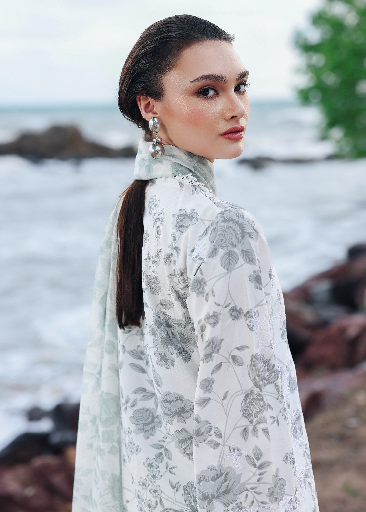 crepe silk Kurta Set in White
