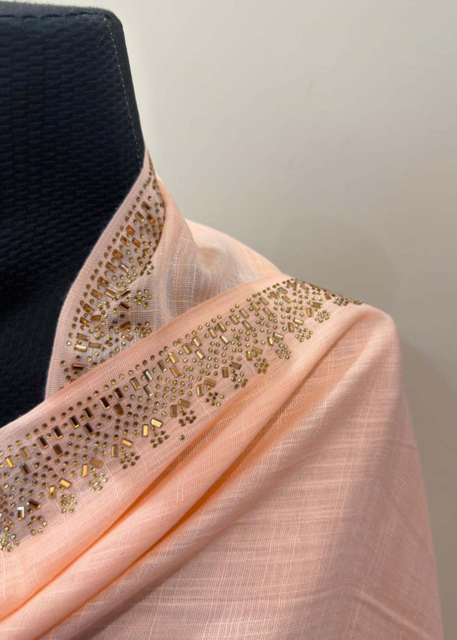 slub lawn Hijab in Apricot orange