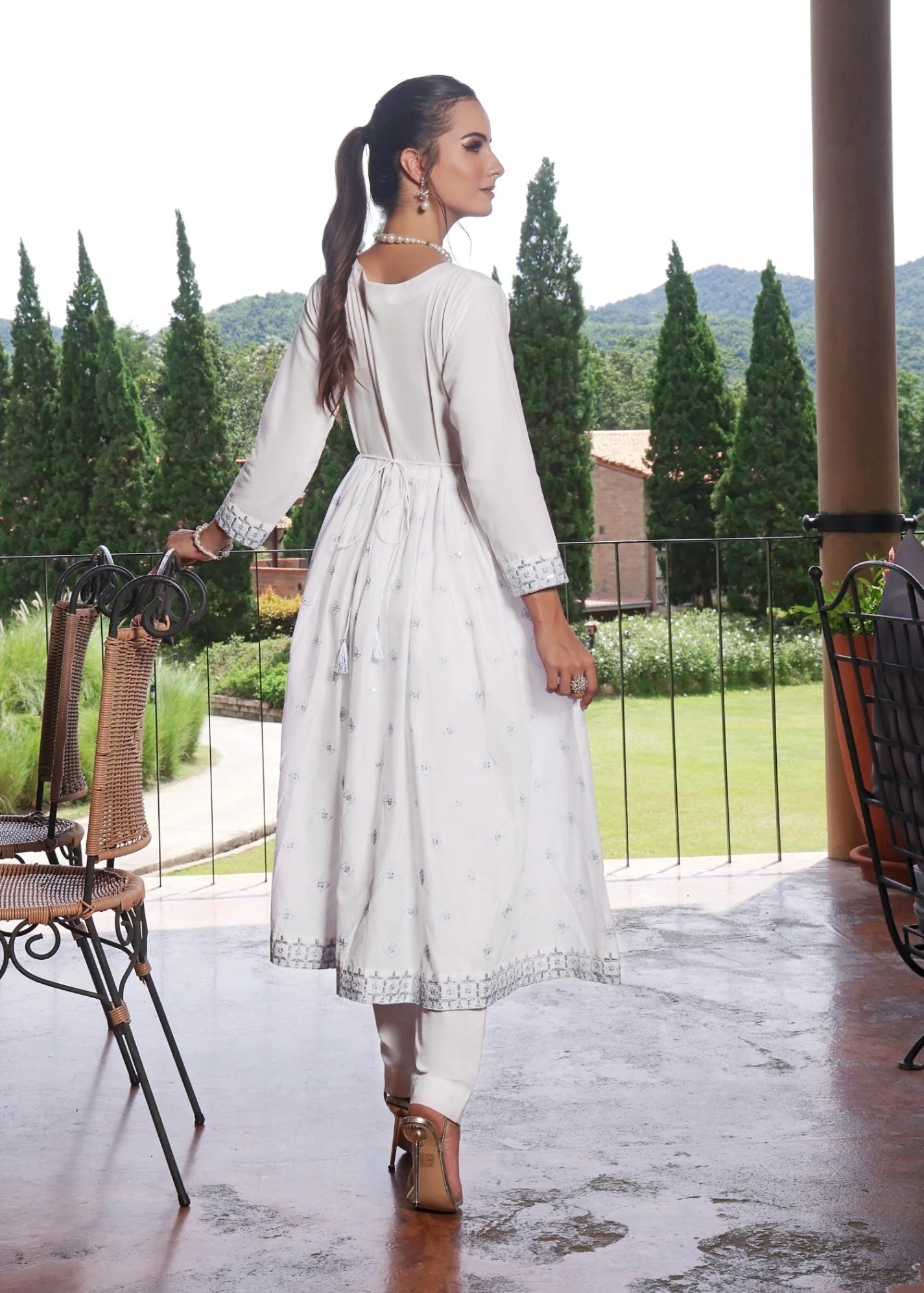 lawn cotton Pishwas in White