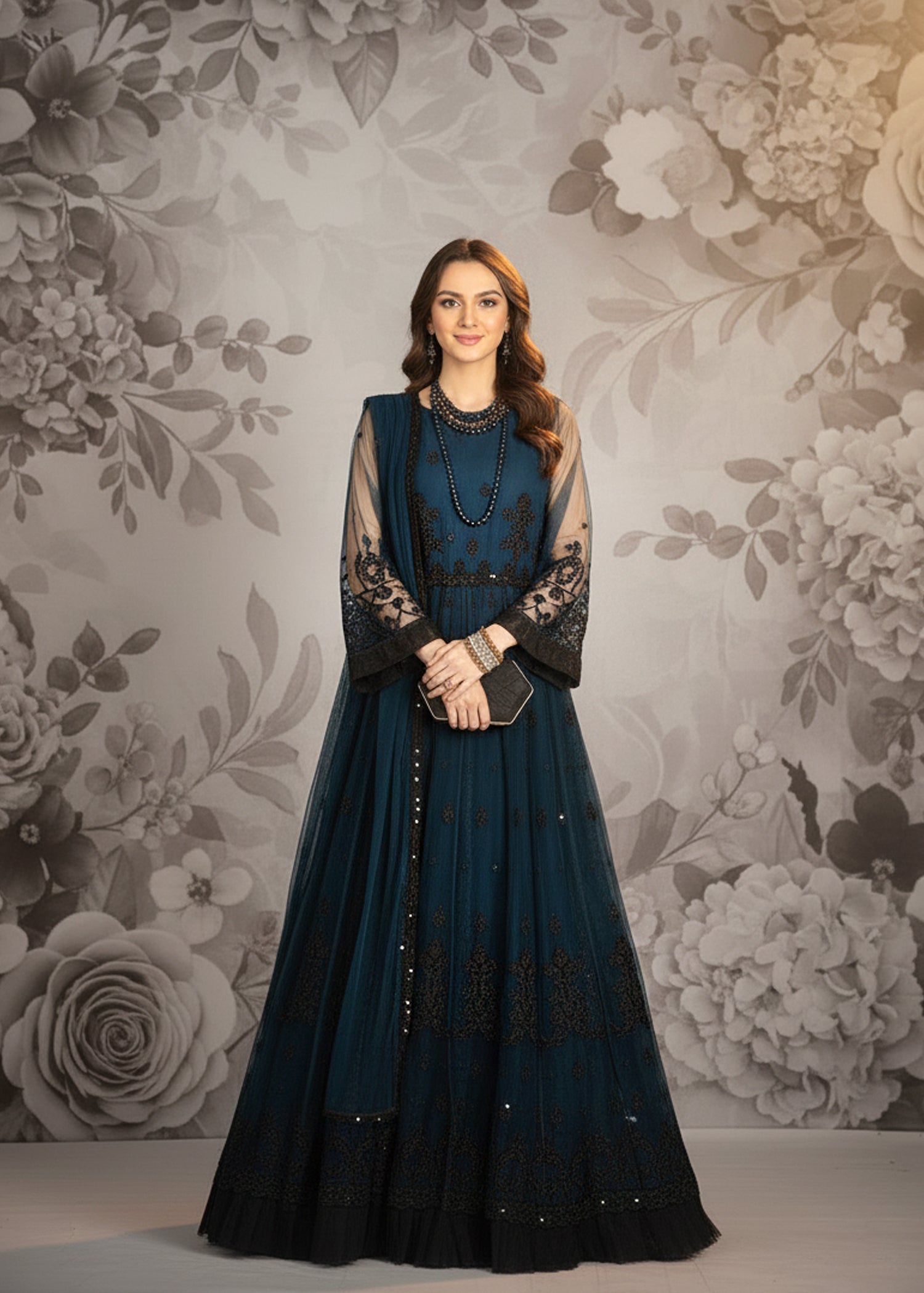 net Maxi in Aegean blue