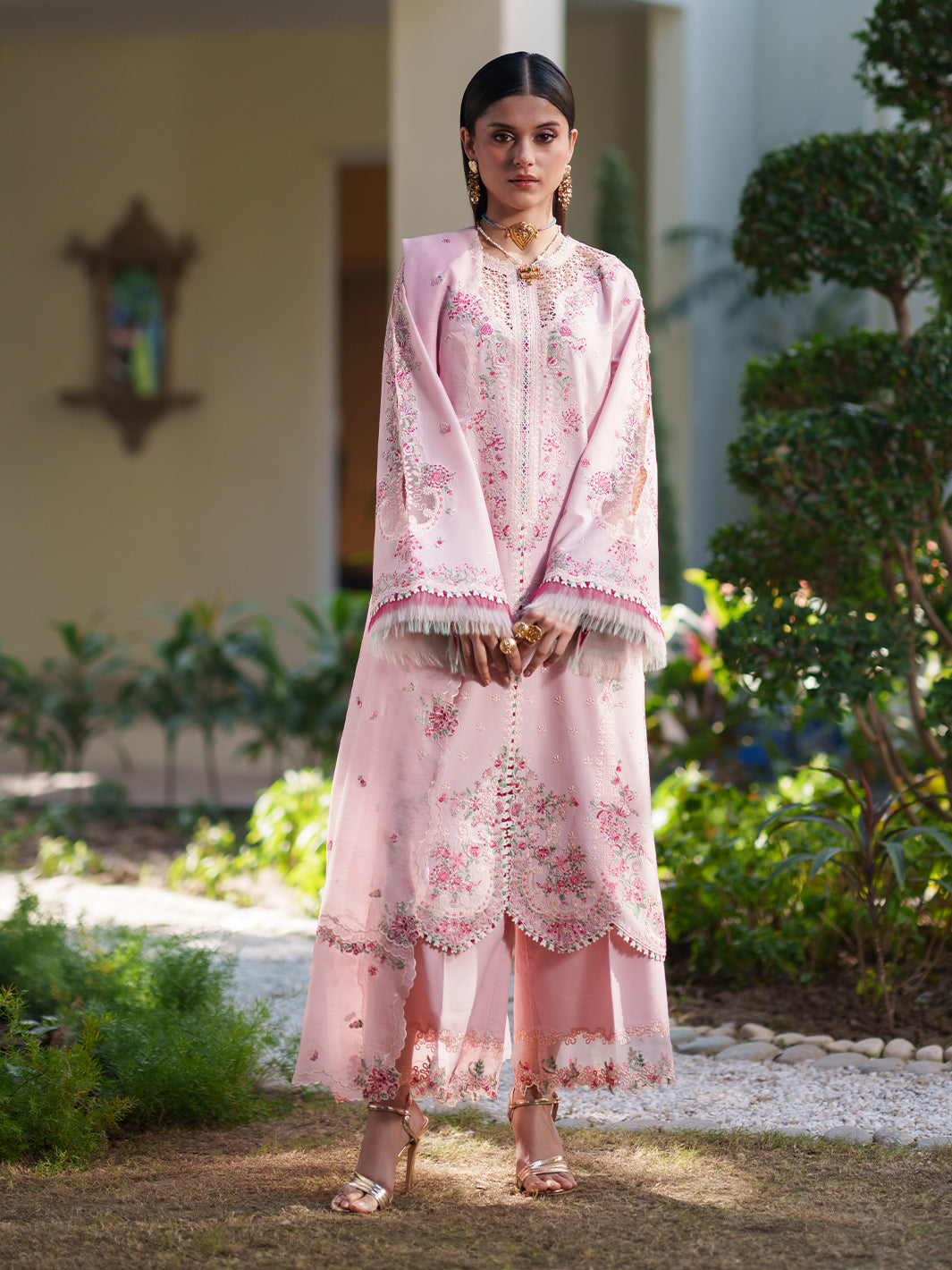 Heritage Dore Lawn – 176-B