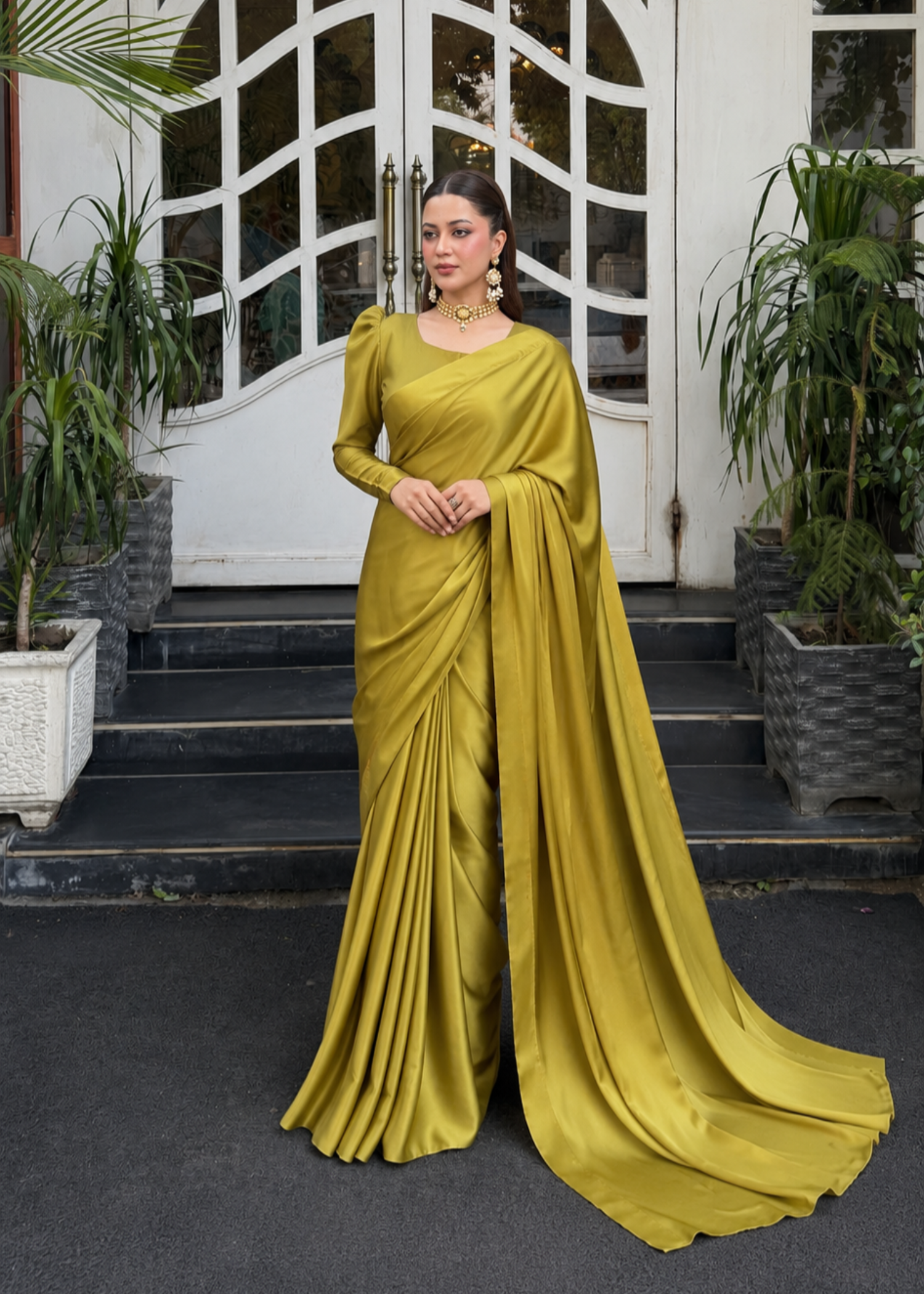 silk Saree in Pear