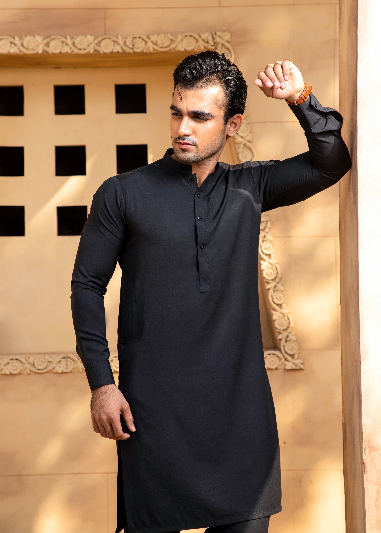 boski Kurta Set in Black by Shahjahan