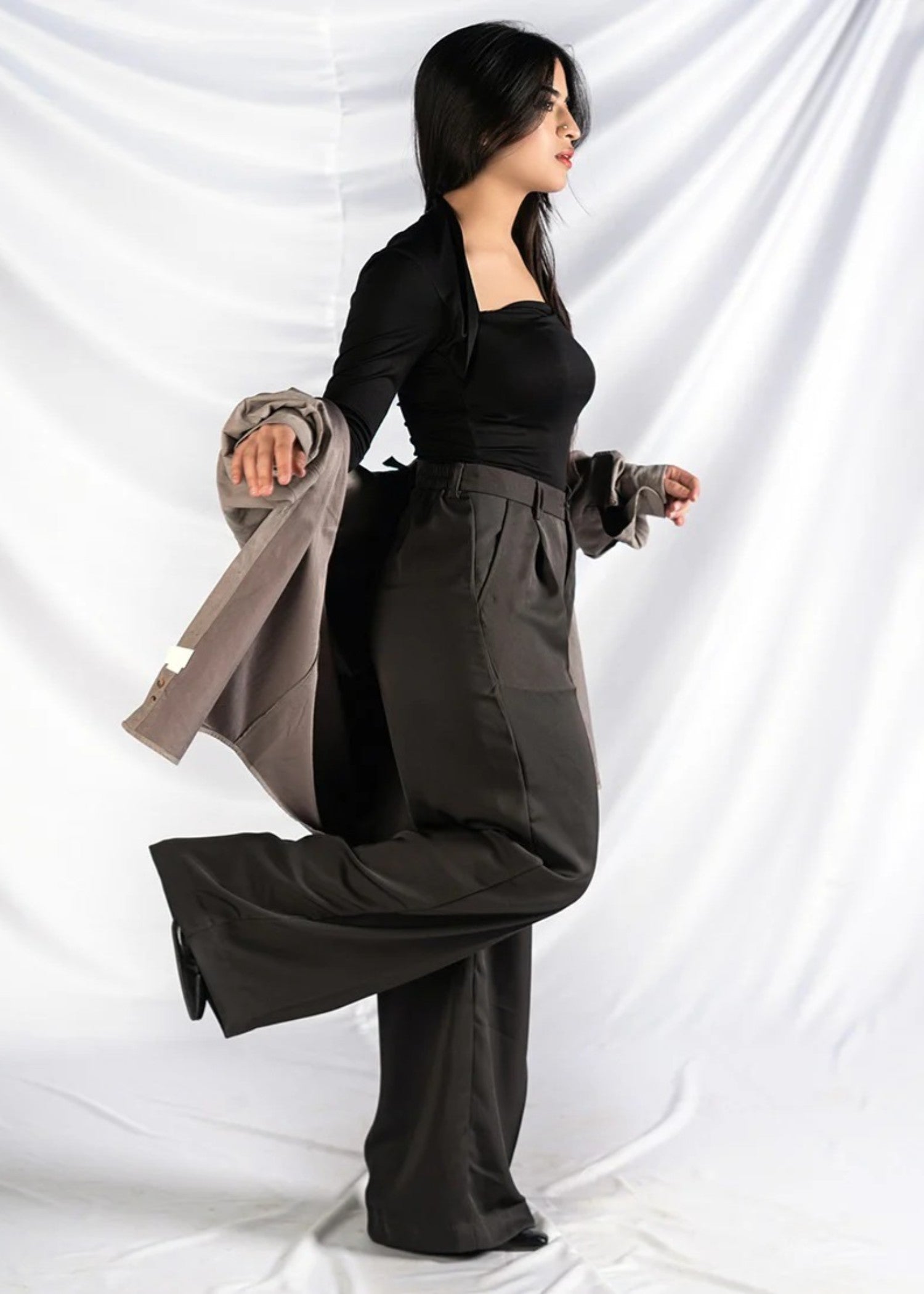 georgette Pants in Dark grey