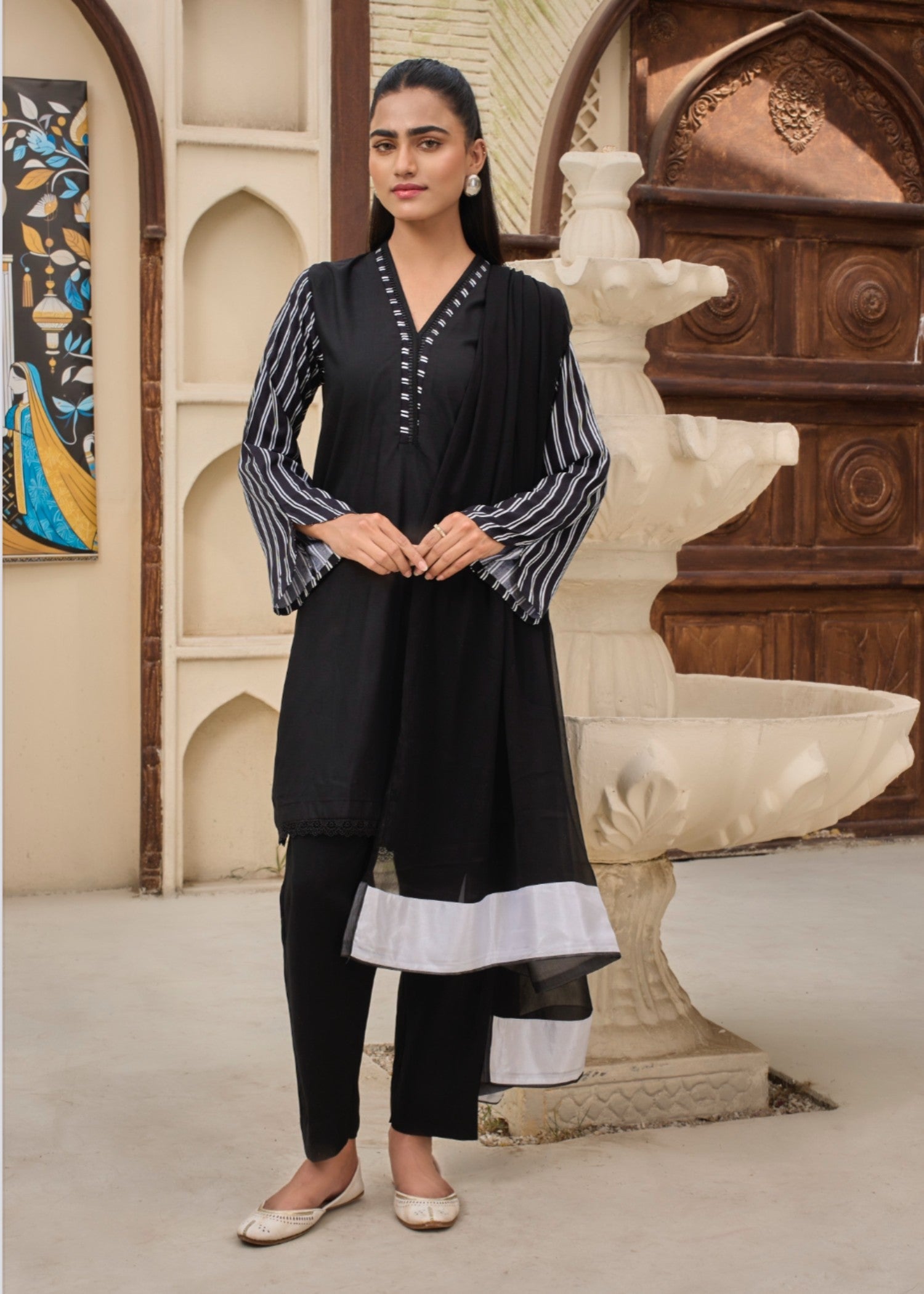 linen Kurta Set in Black