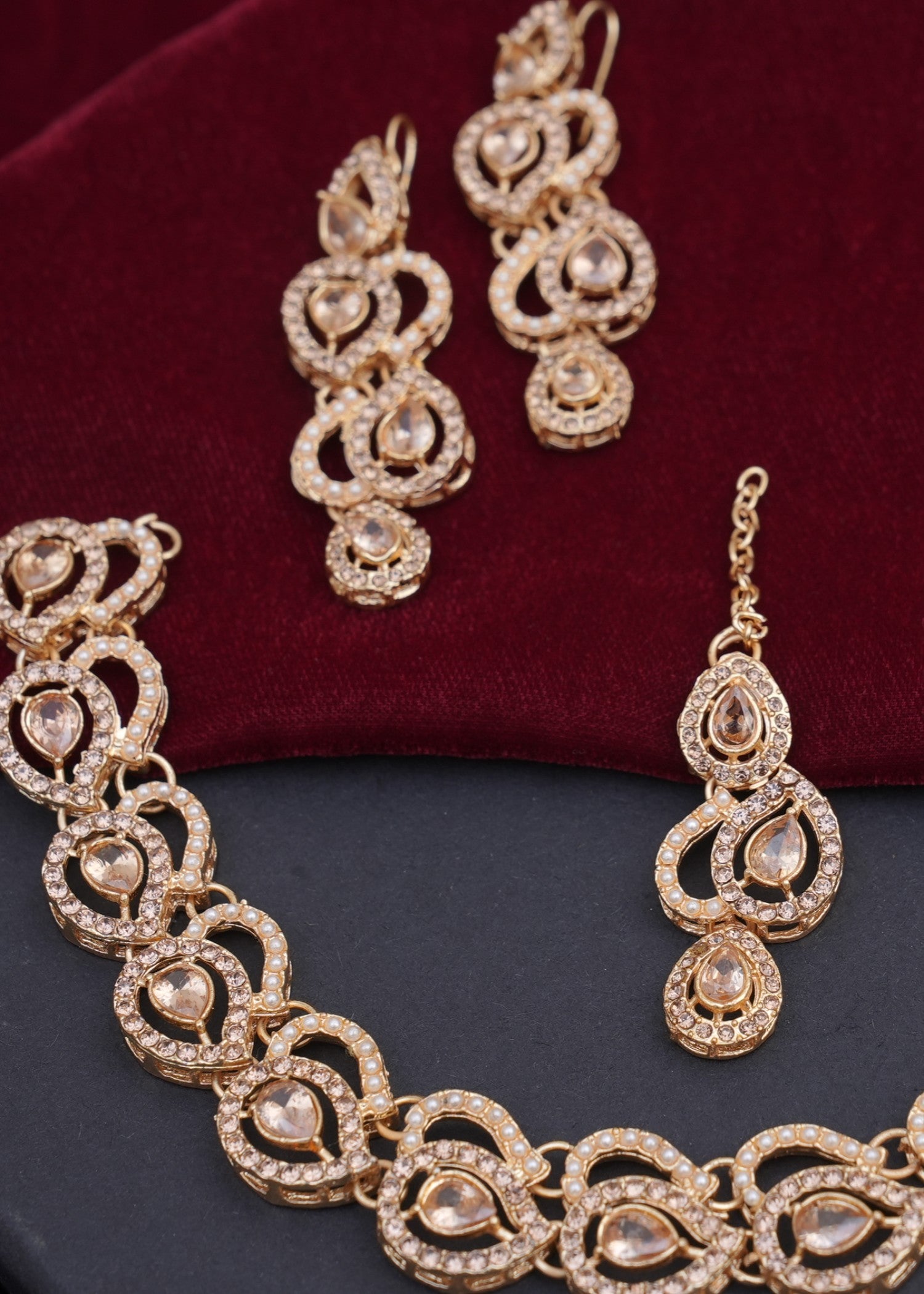Jewelry Set in Gold, champagne Color by - Trendy Women Jewelry Set LEC0252