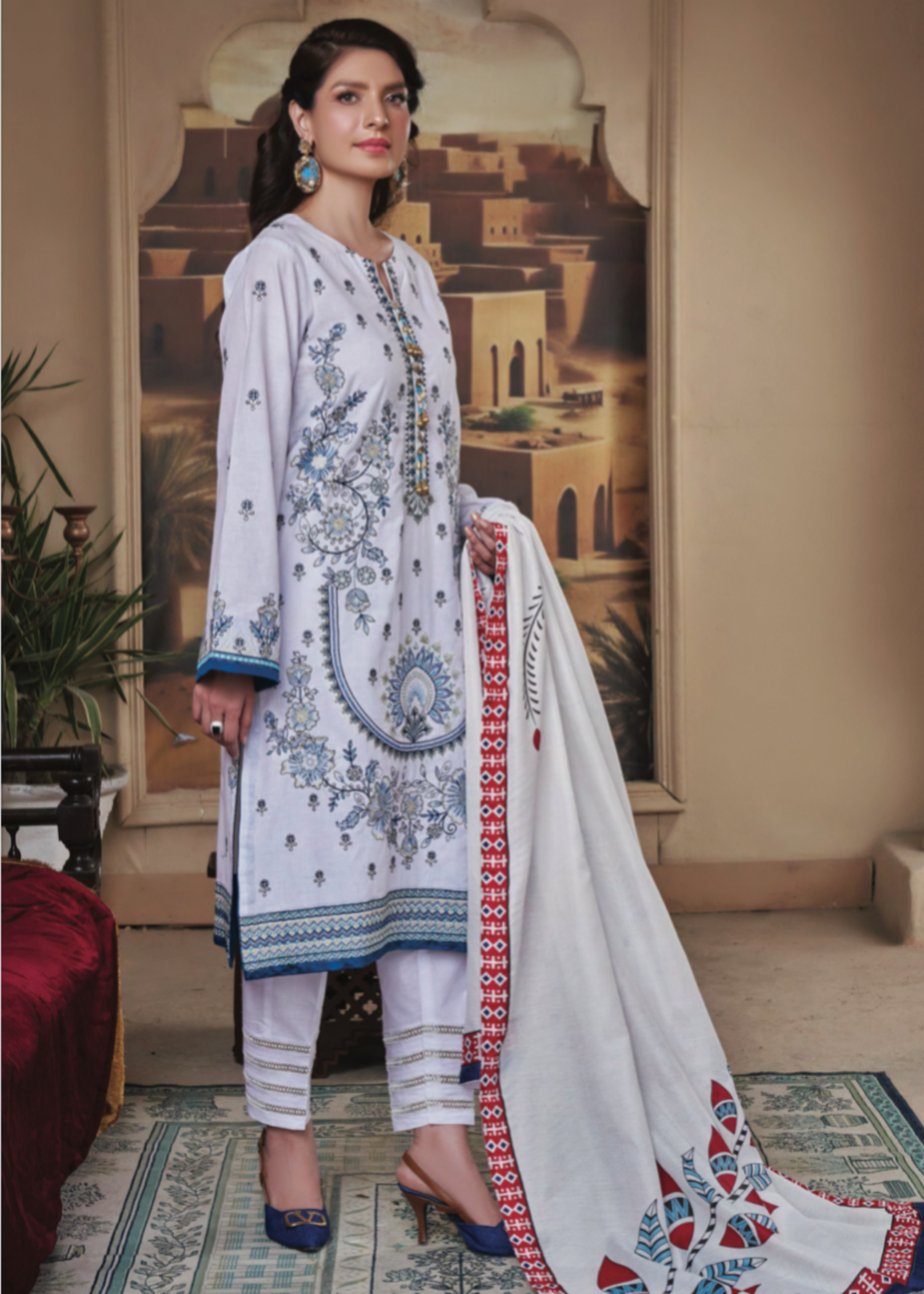 lawn Kurta Set in Silver