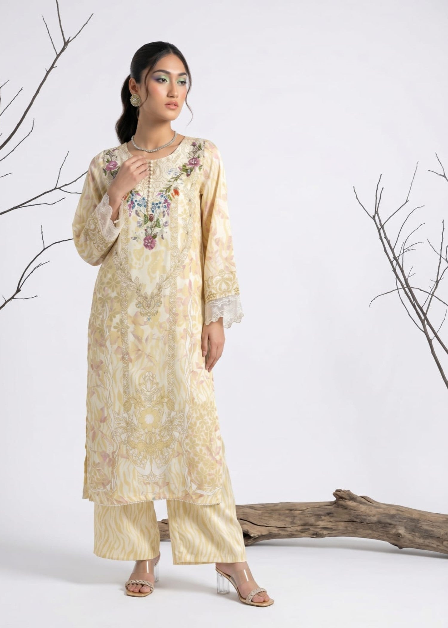 charmuse/shamooz Kurta Set in Buttercream