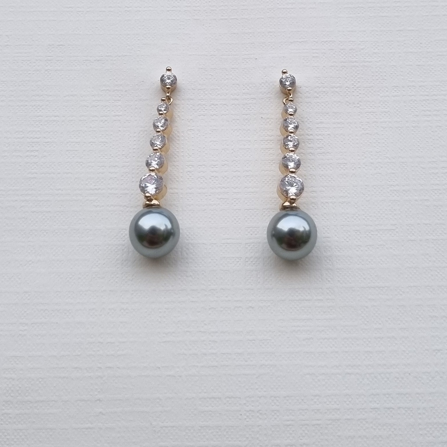 Earrings in Grey Color by - Trendy Women Earrings JOC3878