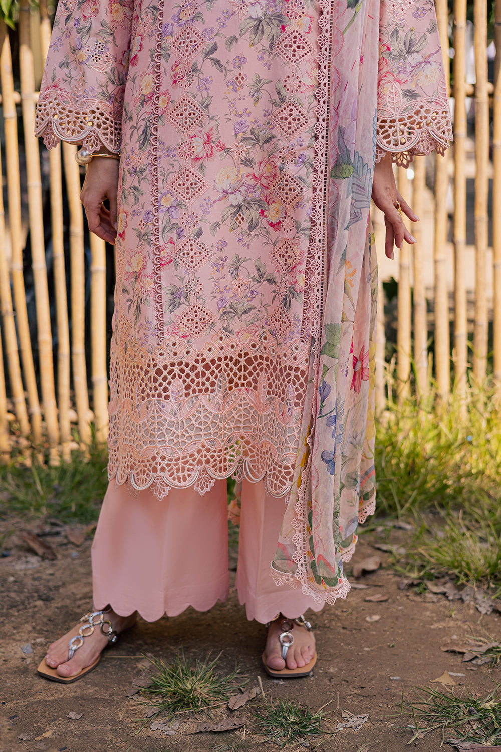Shezlin Chikankari Eid Edit Lawn – NAQSH (AV-06)
