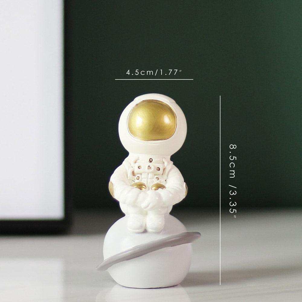 Astronaut Ornaments Decorate Indoor Ornaments