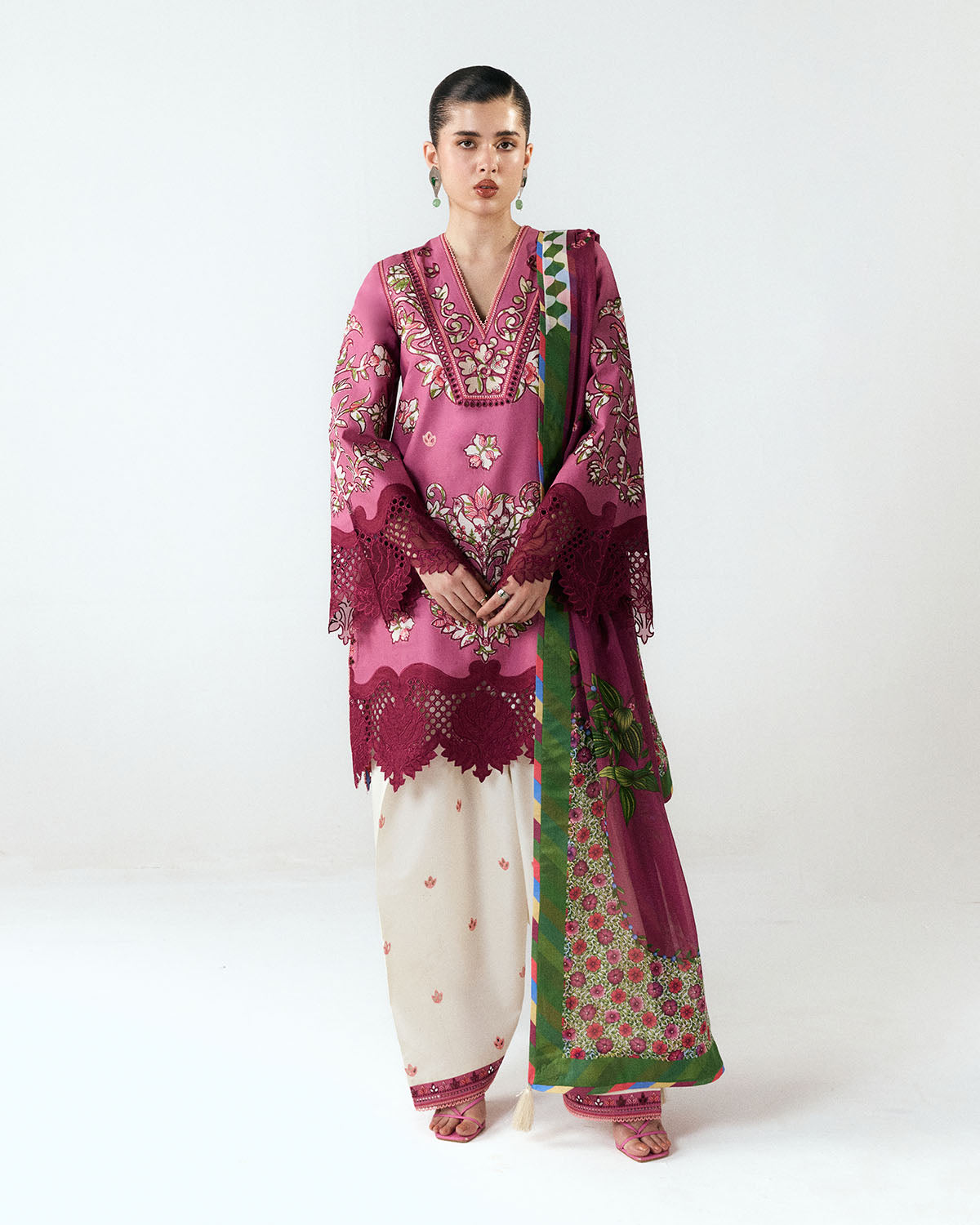 Jugnu Luxury Lawn Edit – Yawi