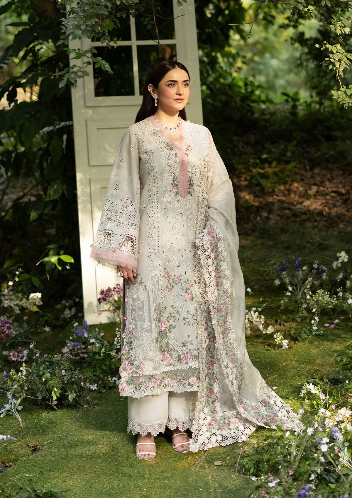 Luxury Lawn – ELQ-1A ALL MAGICAL