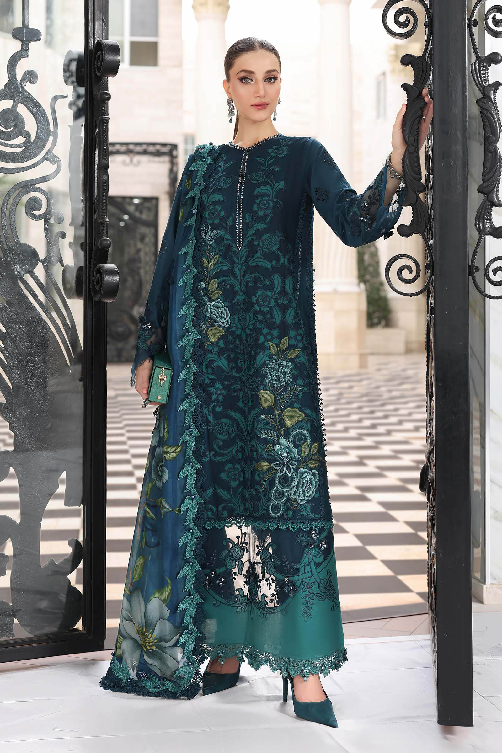 Eid Festive Luxury Lawn – EL26-06