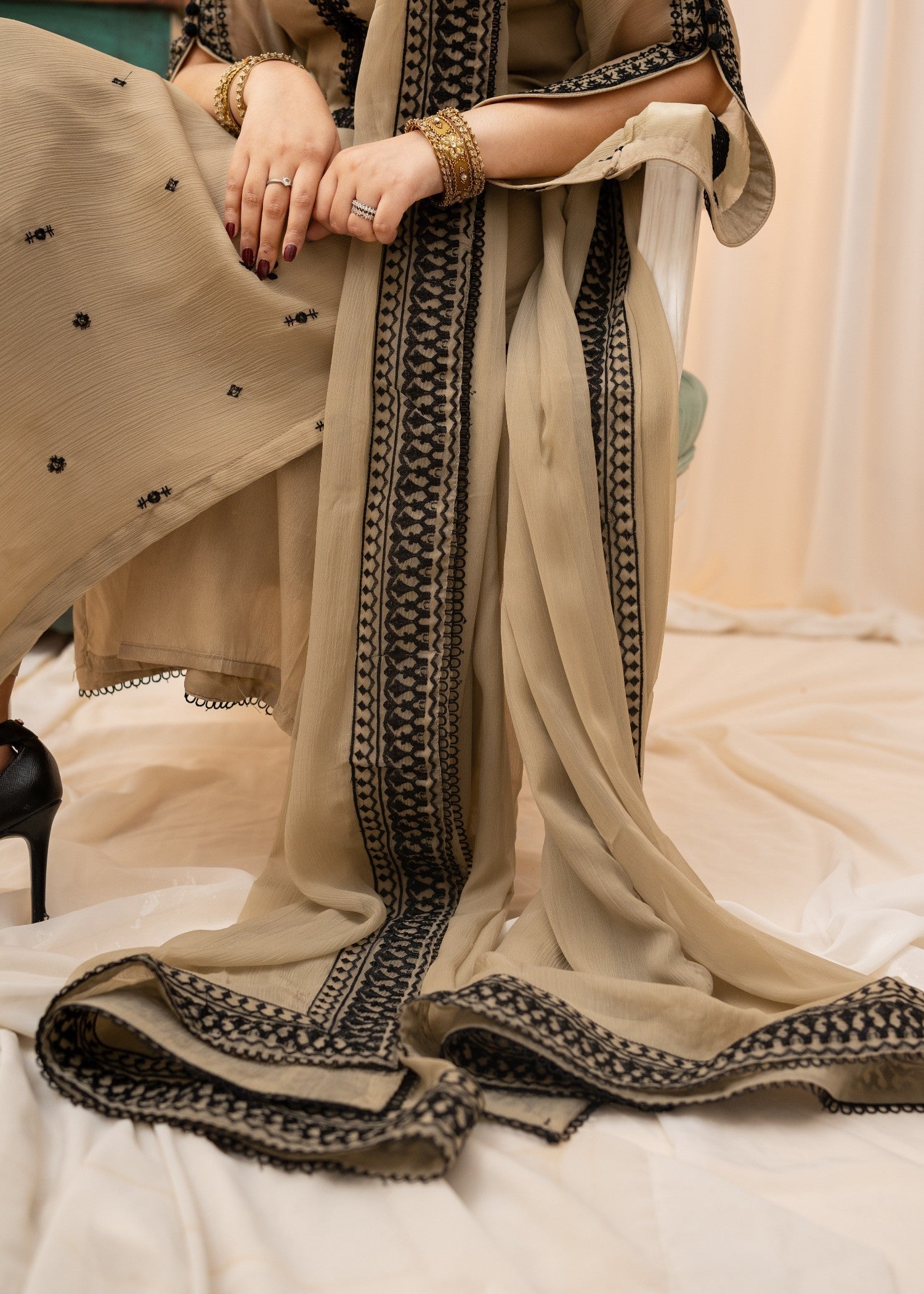 bemberg crinkle chiffon Kurta Set in Beige