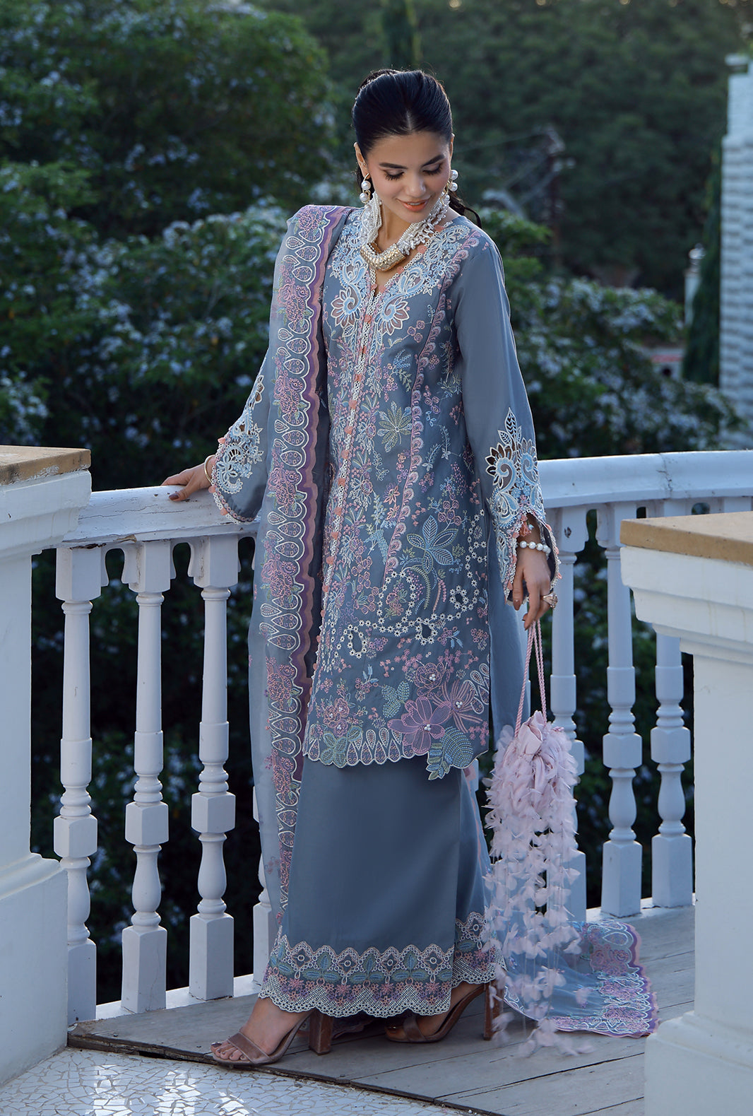 AJR Alif Signature Lawn – Aven