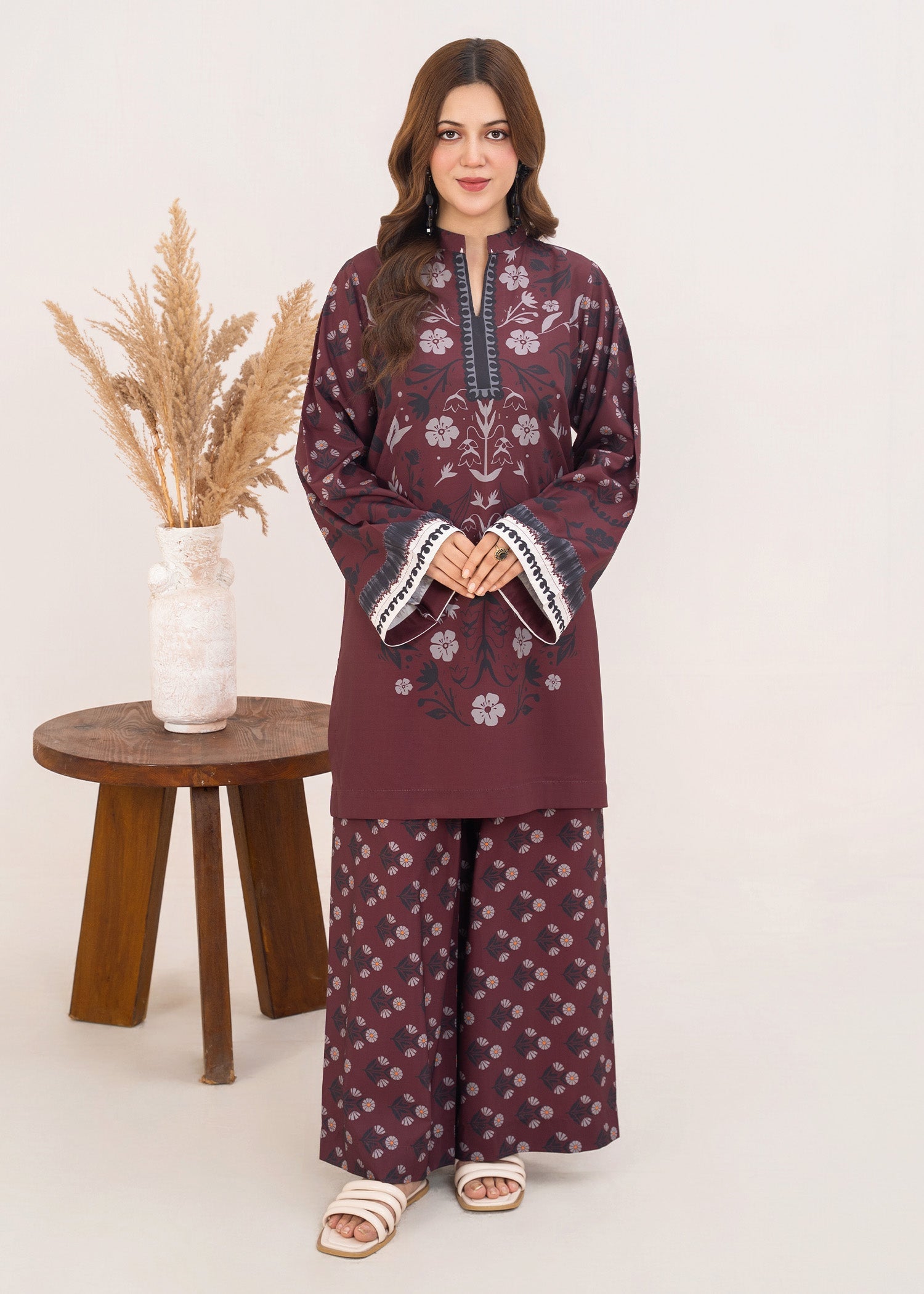 grip Kurta Set in Brown