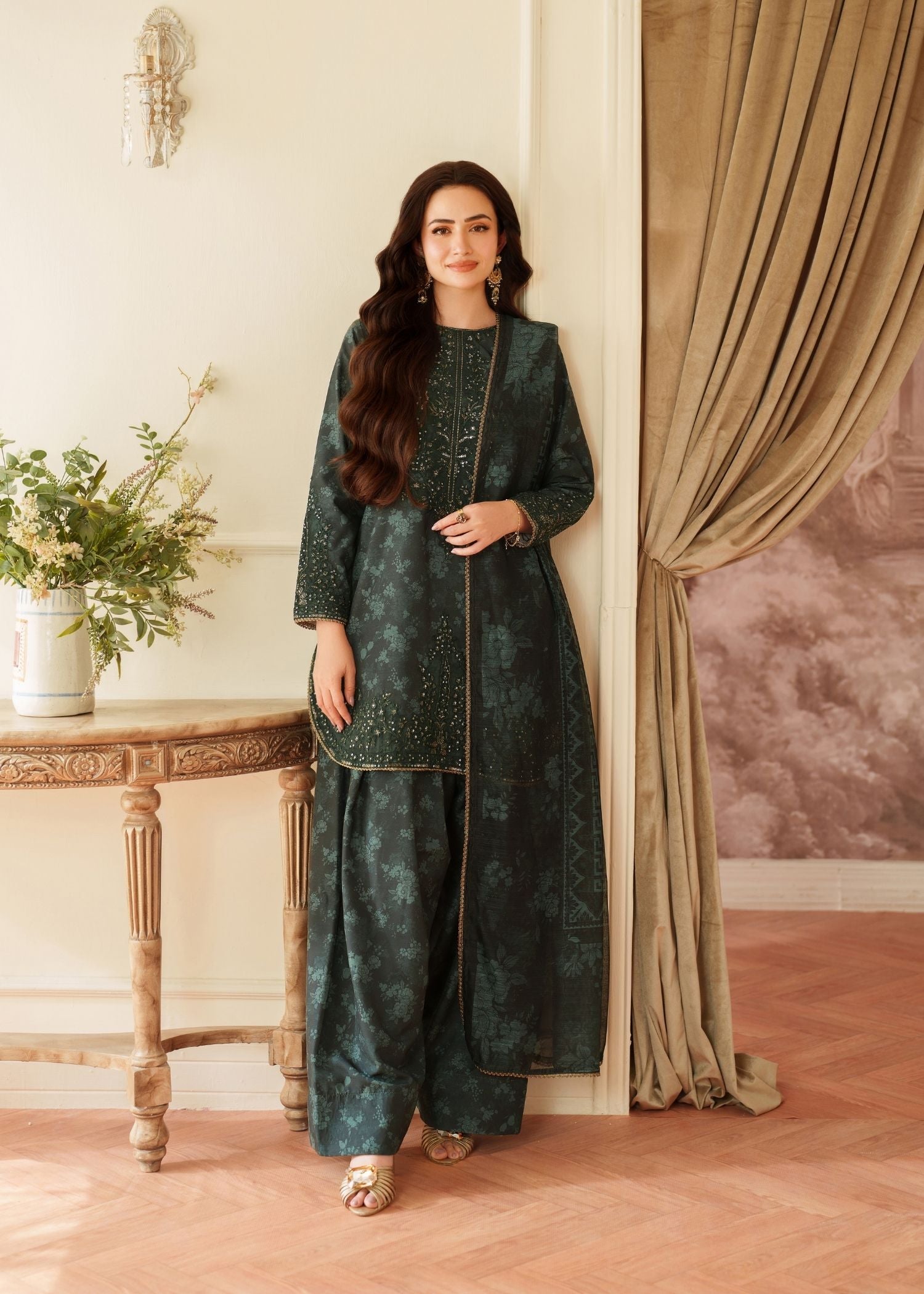 twill khaddar Kurta Set in Green