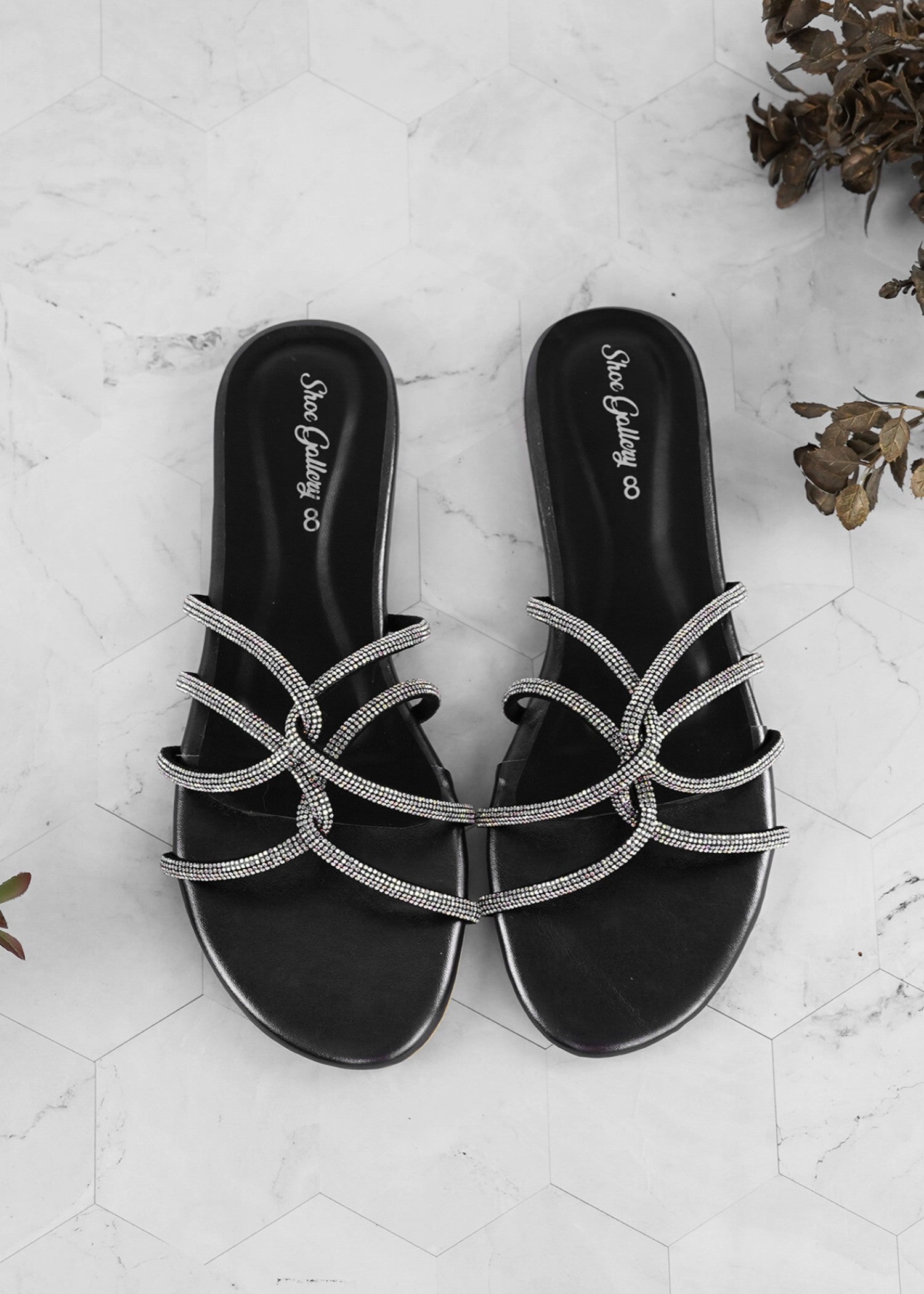 Flats in Black by - High Quality Women Flats TDW5127
