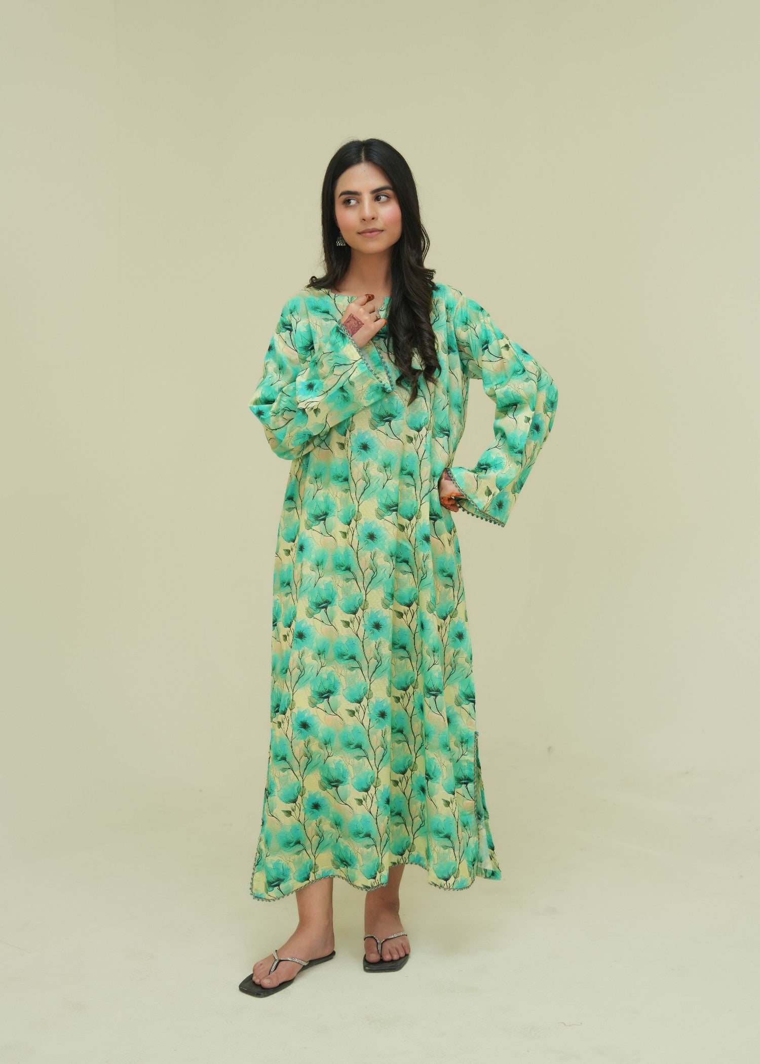 lawn Kaftan in Lime green