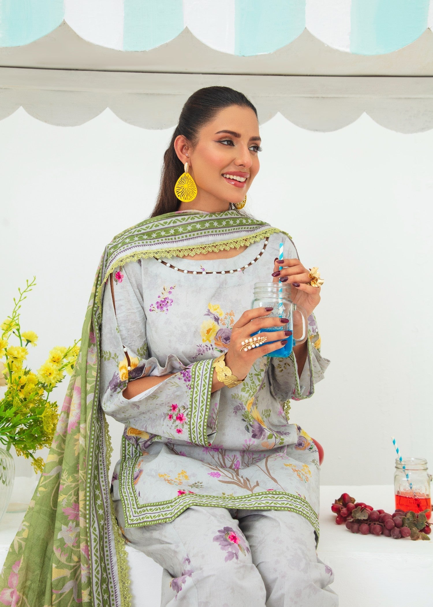 cambric Kurta Set in Pastel grey
