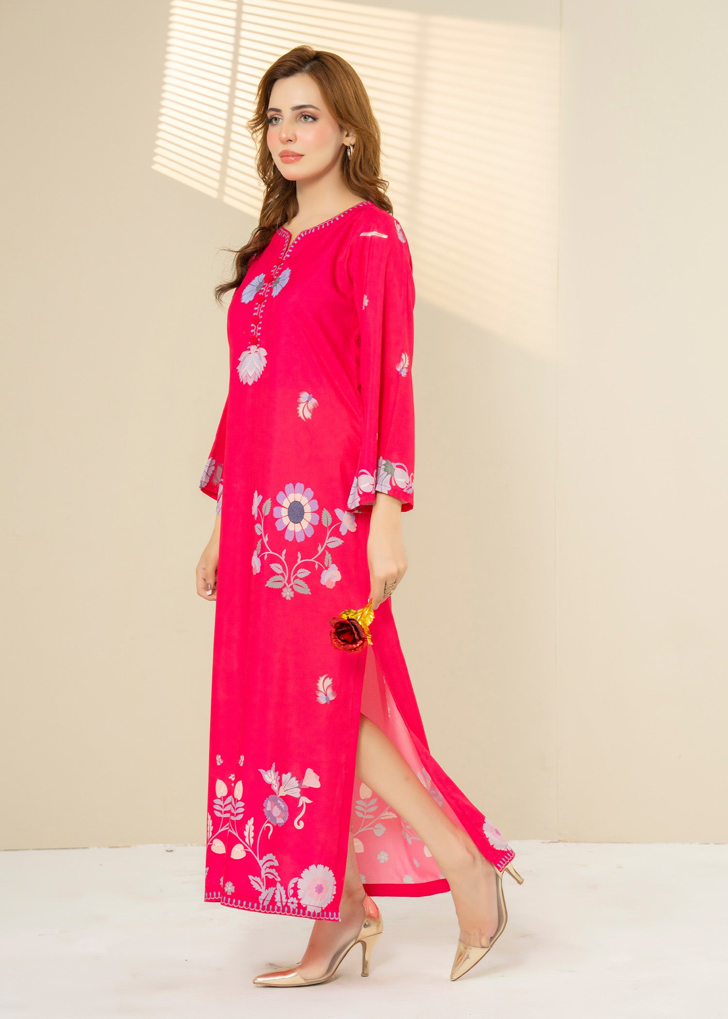 lawn Kaftan in Hot pink
