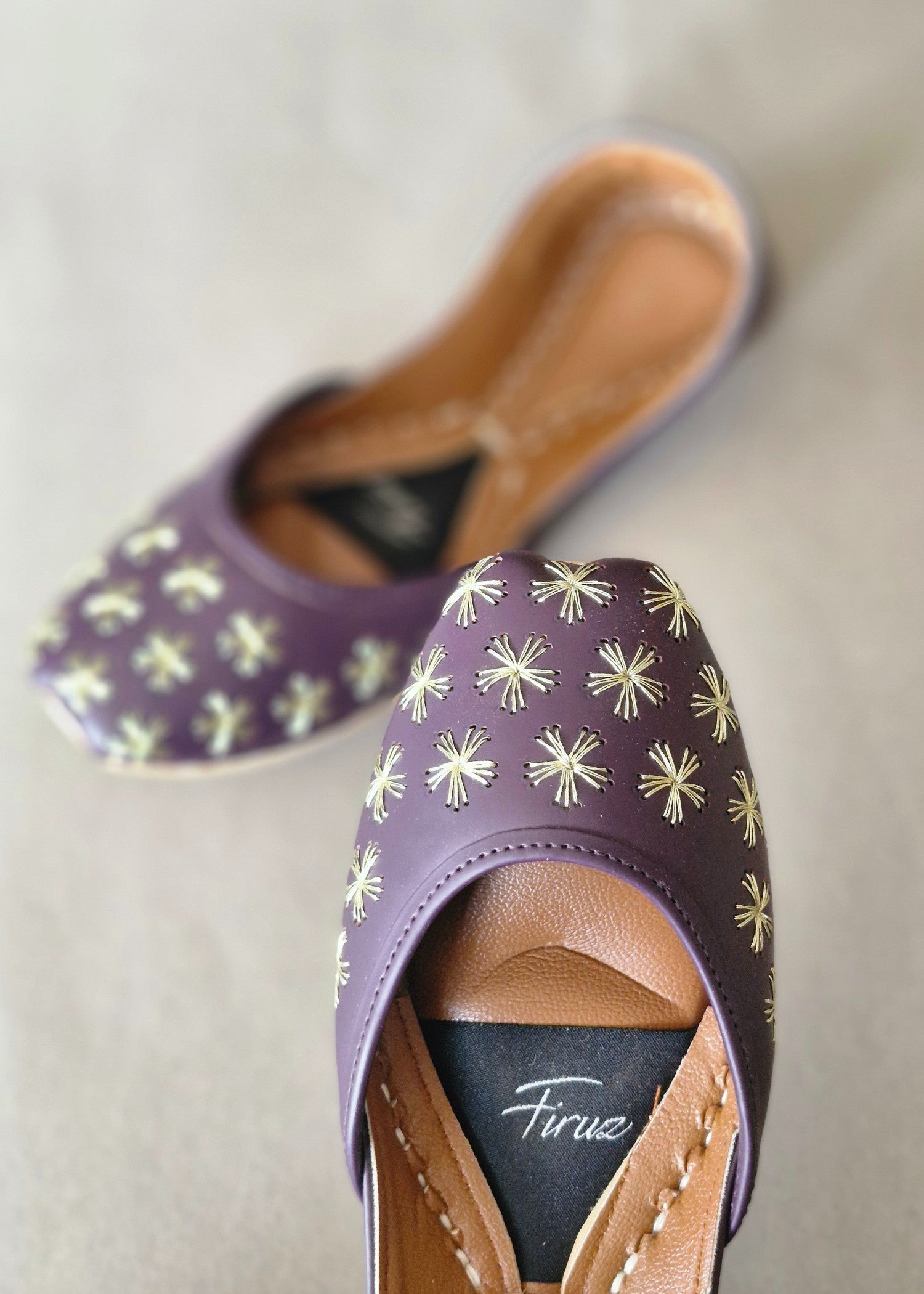 Khussa in Purple by - High Quality Women Khussa ZZM4467