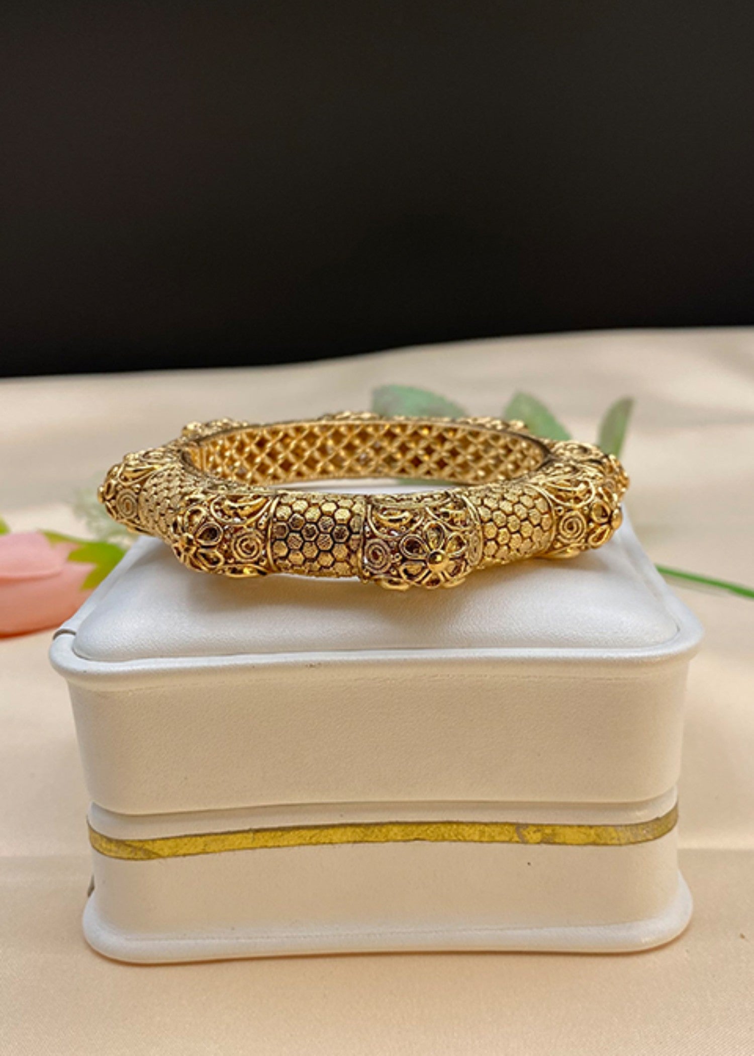 Bangles in Gold Color by - Trendy Women Bangles KYG9246