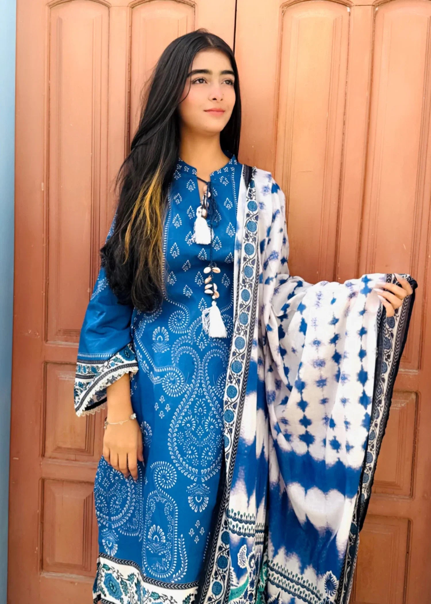 swiss lawn Kurta Set in Royal blue