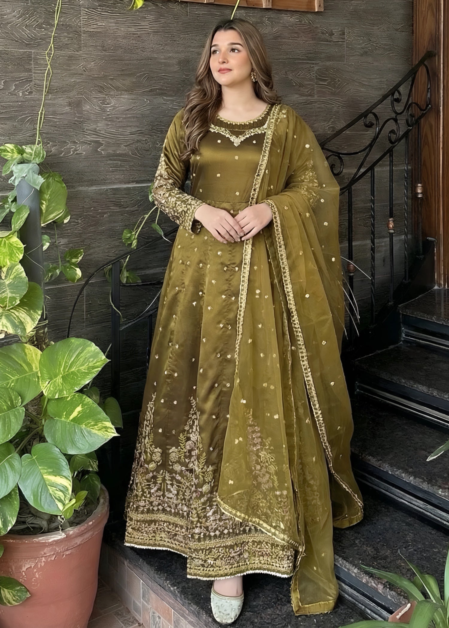 silk Maxi in Olive green