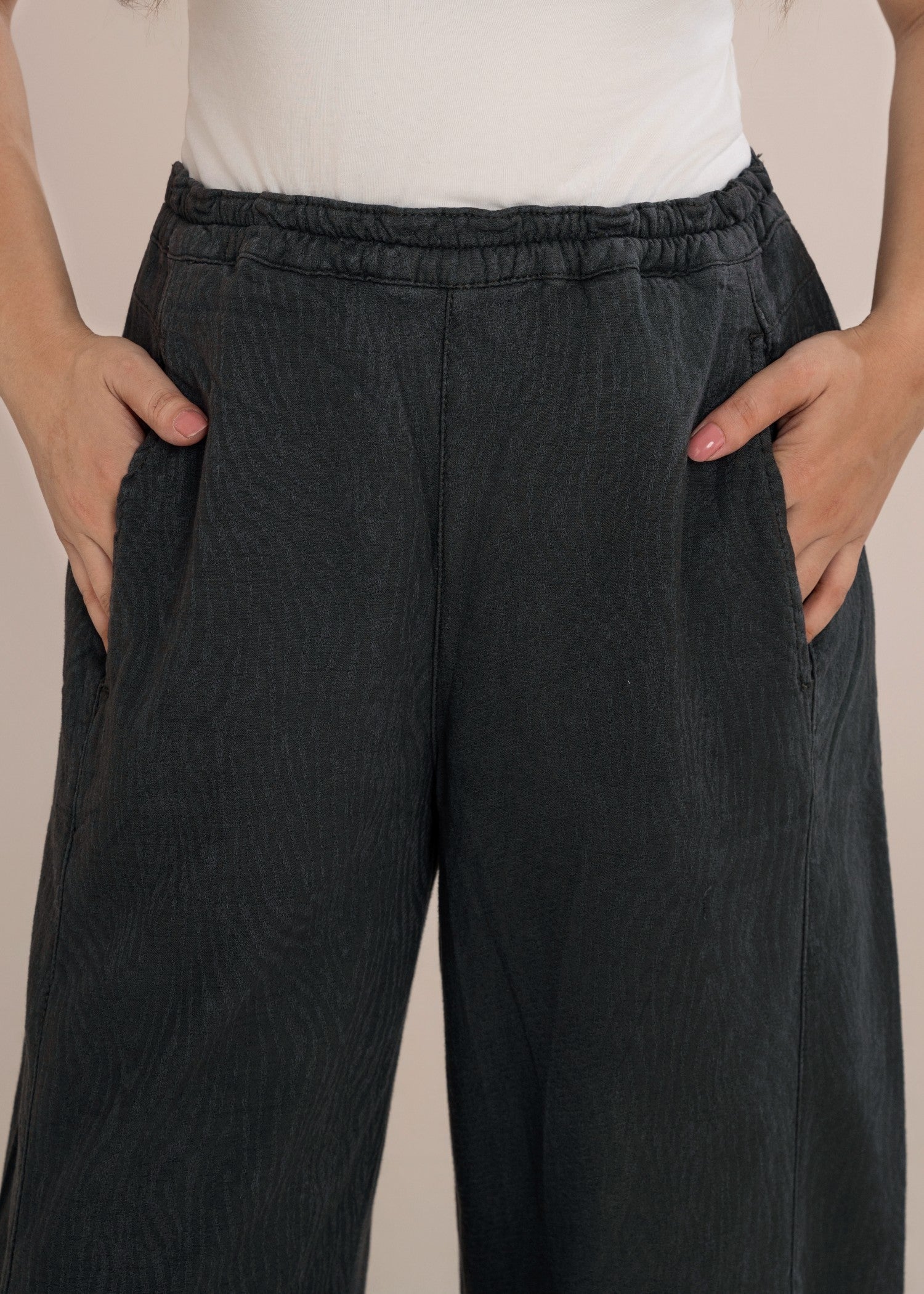 spandex Trousers in Charcoal black