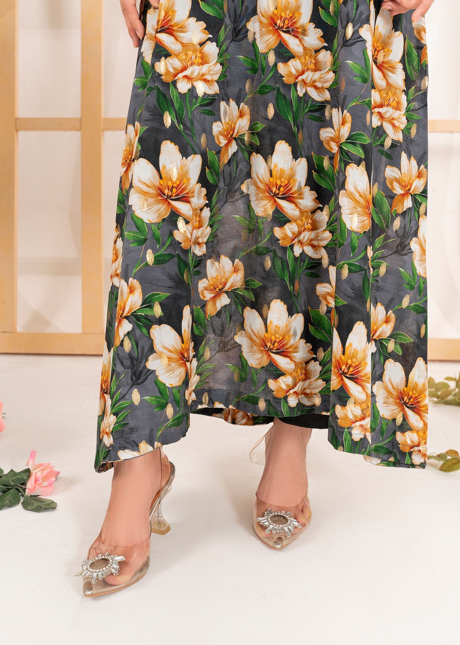 lawn Maxi in Grey
