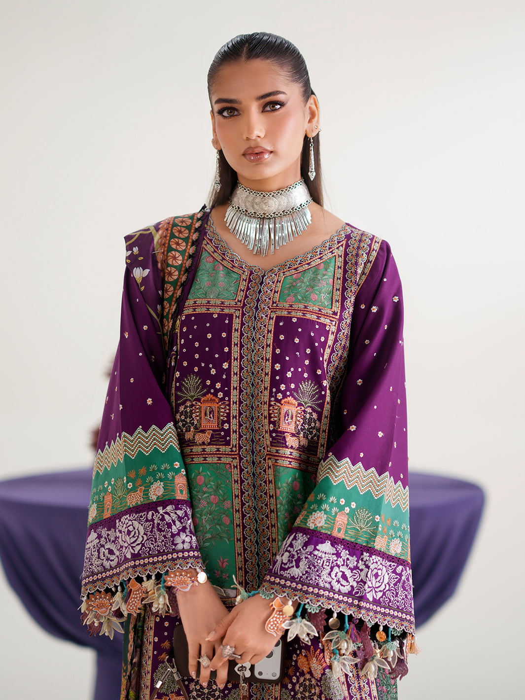 Amour Luxury Lawn – 186-A
