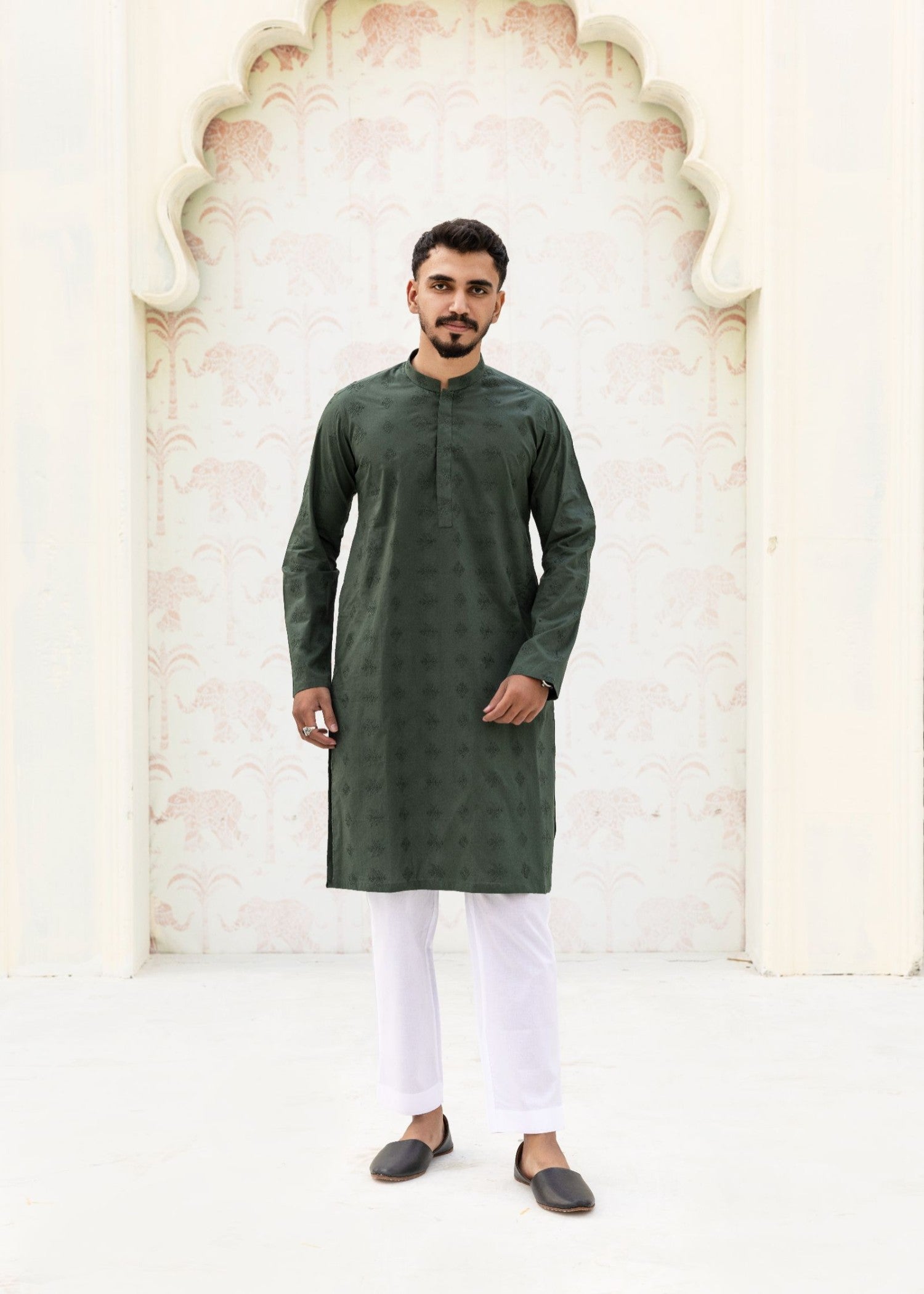 schiffli Kurta in Green