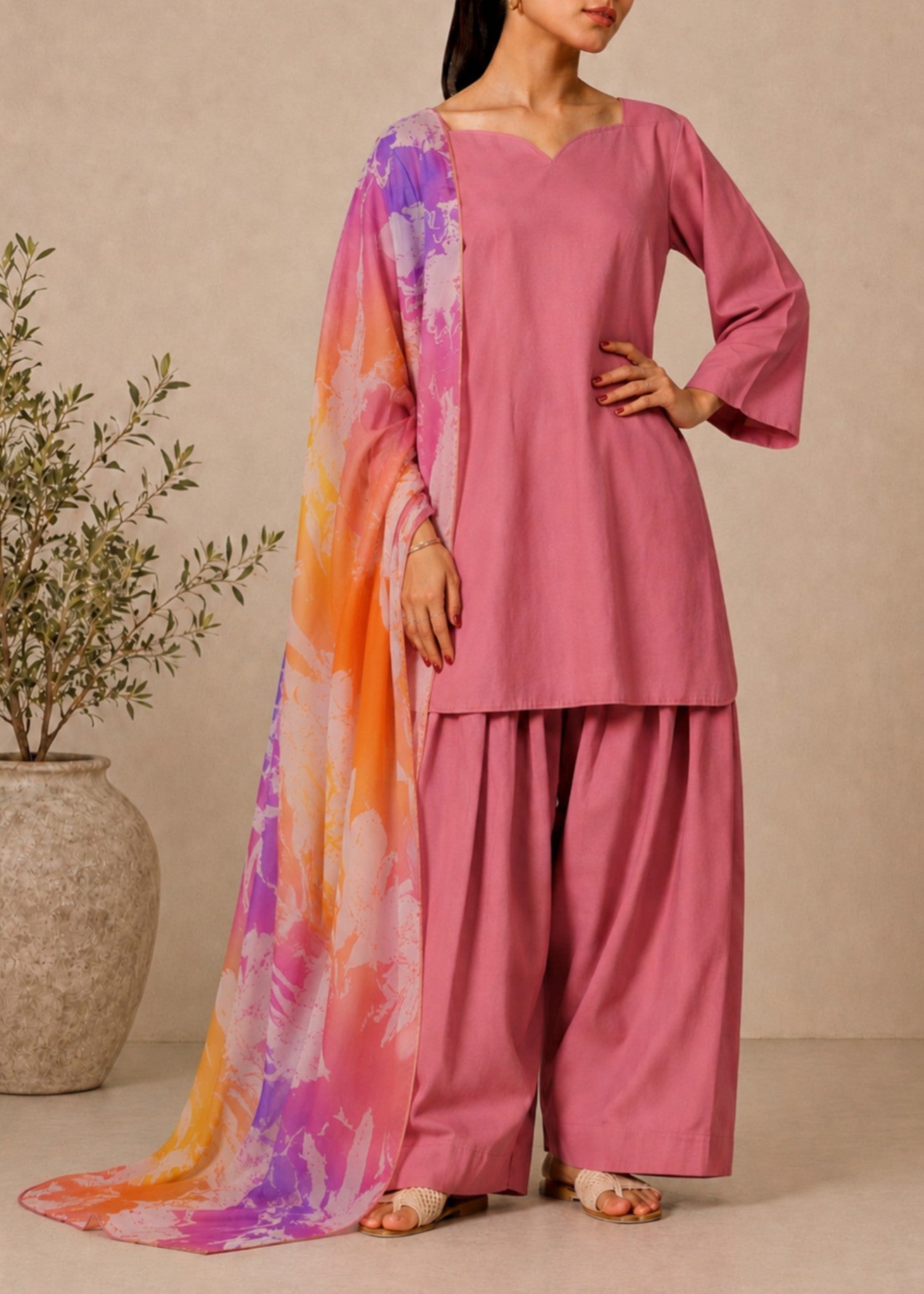 cotton Kurta Set in Thulian pink