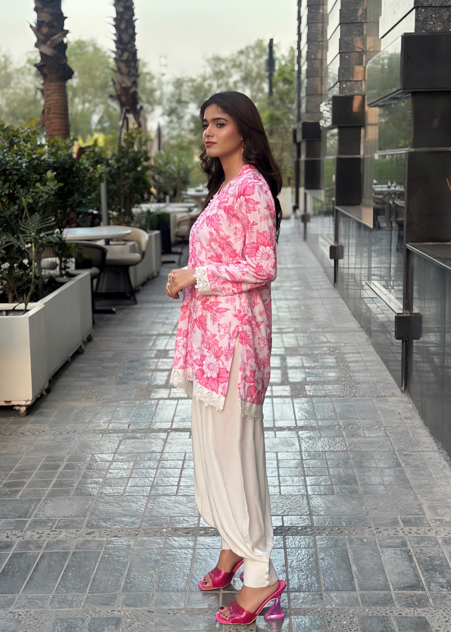 slub lawn Kurta Set in White, blush, flamingo