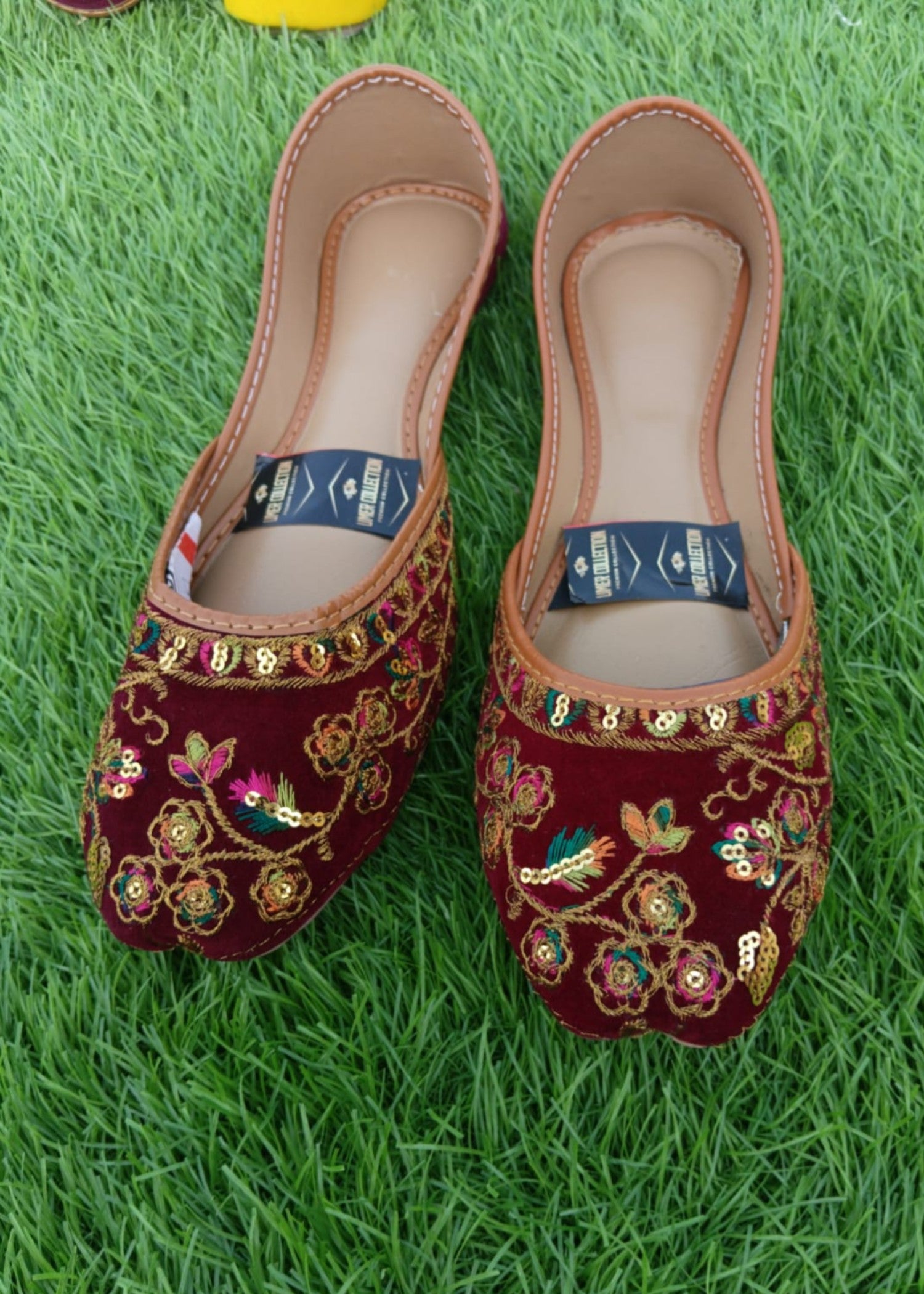 Khussa in Maroon by - High Quality Women Khussa JJE8991