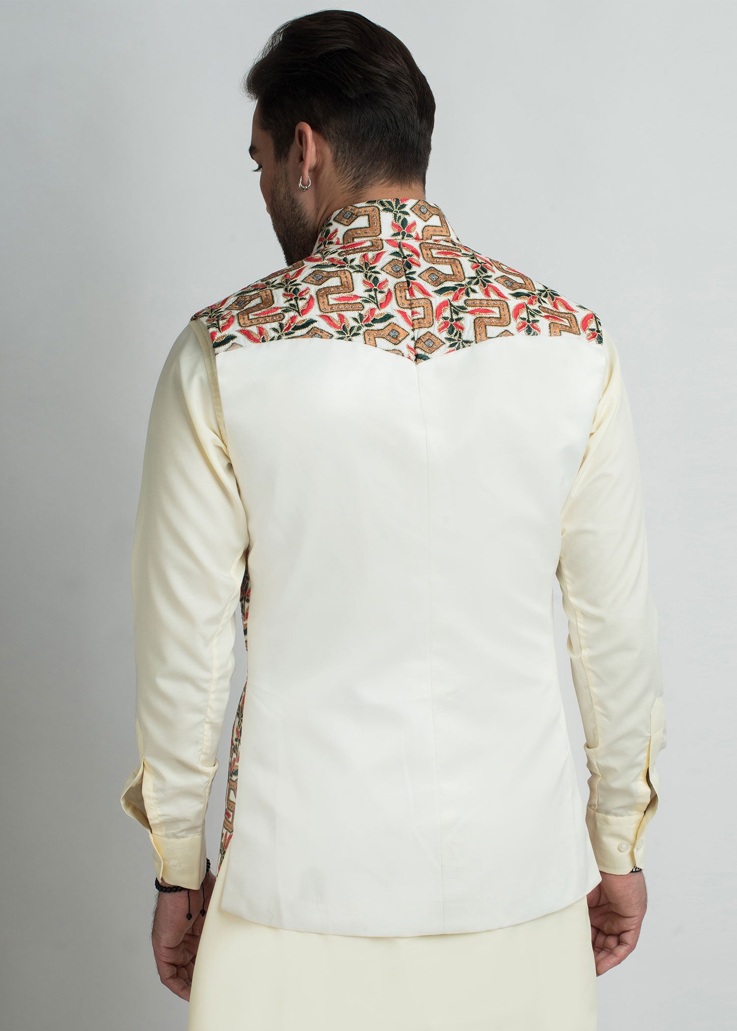 blended satin Waistcoat in White
