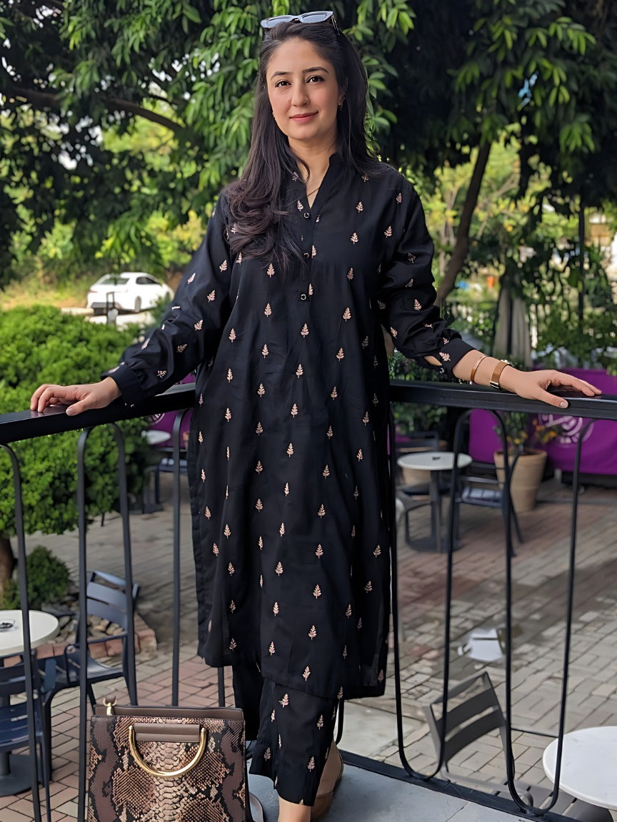 ribbed lawn Kurta Set in Black
