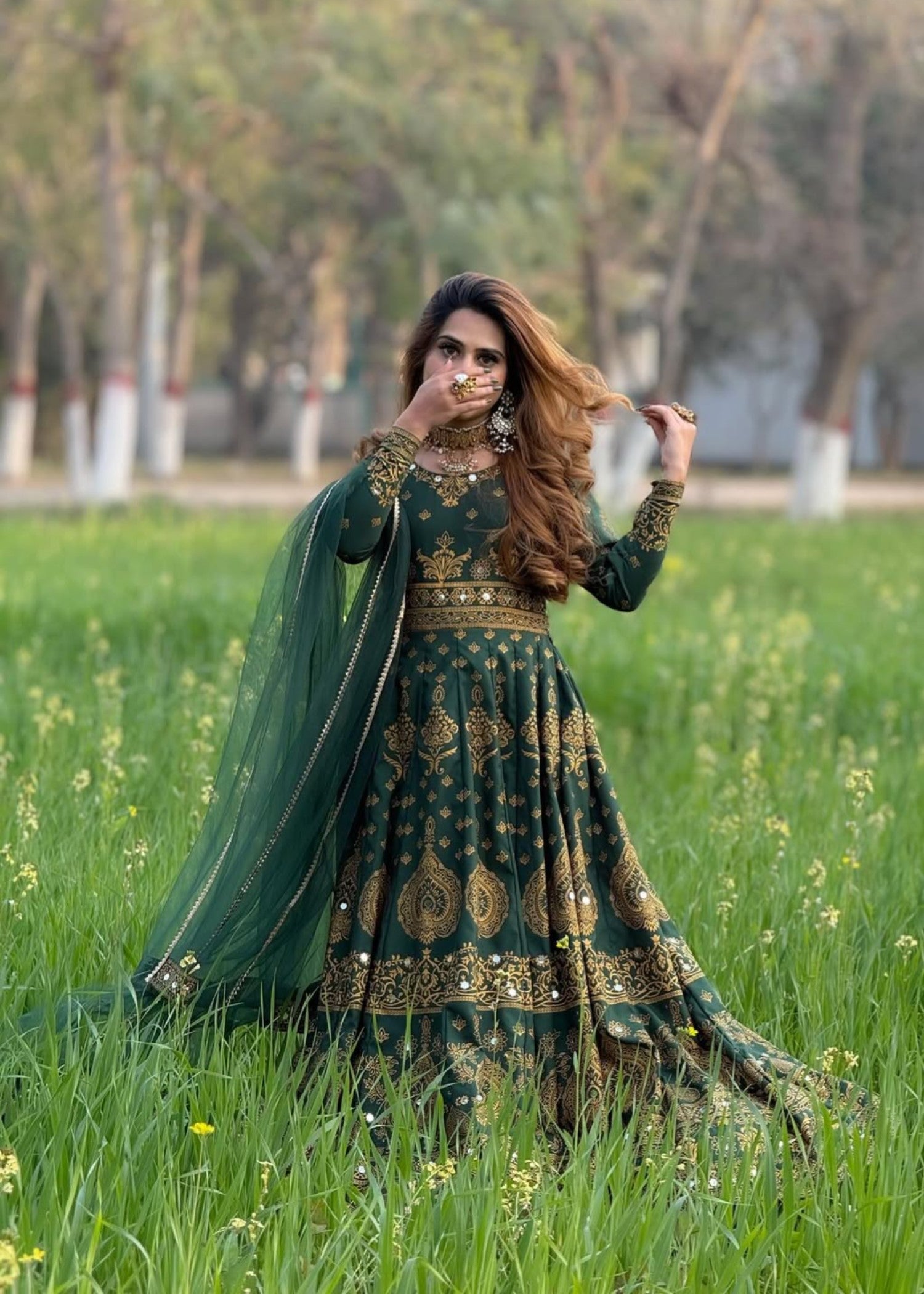 satin silk Maxi in Dark green