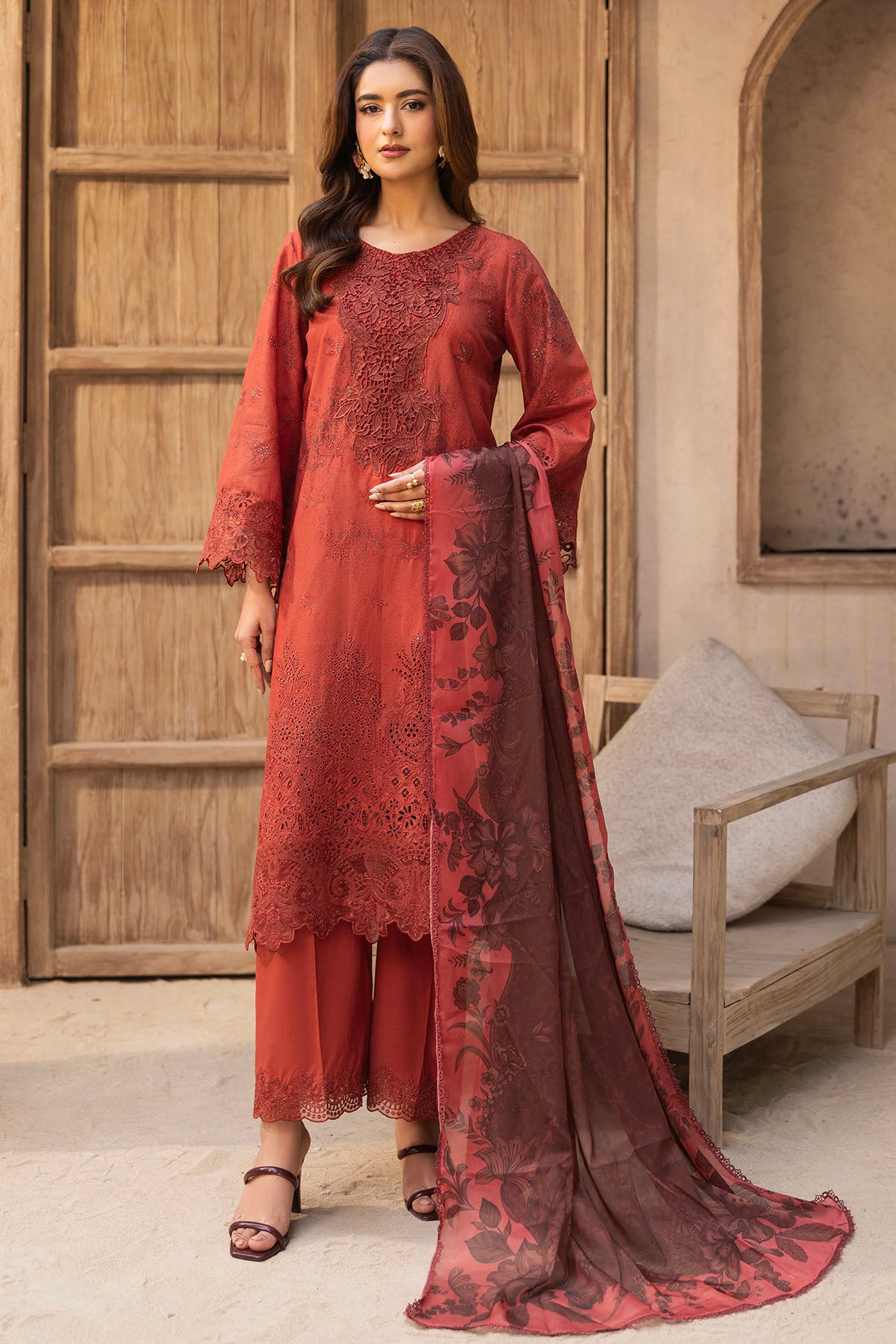 lawn Unstitched in Rust red