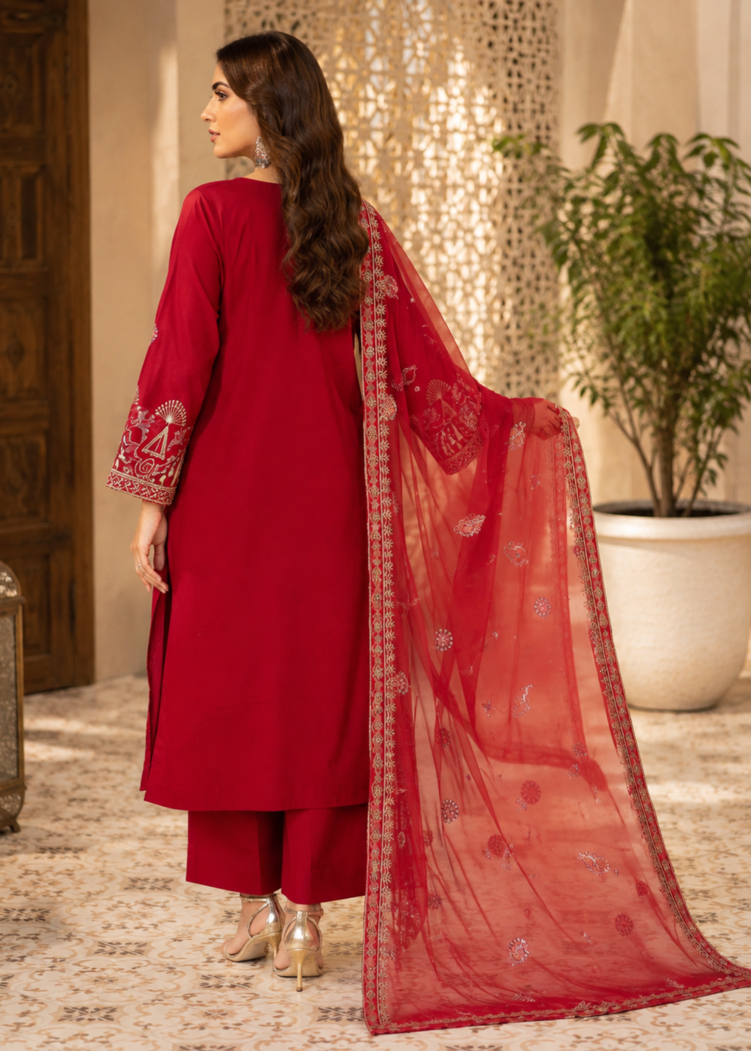 lawn cotton Kaftan in Crimson