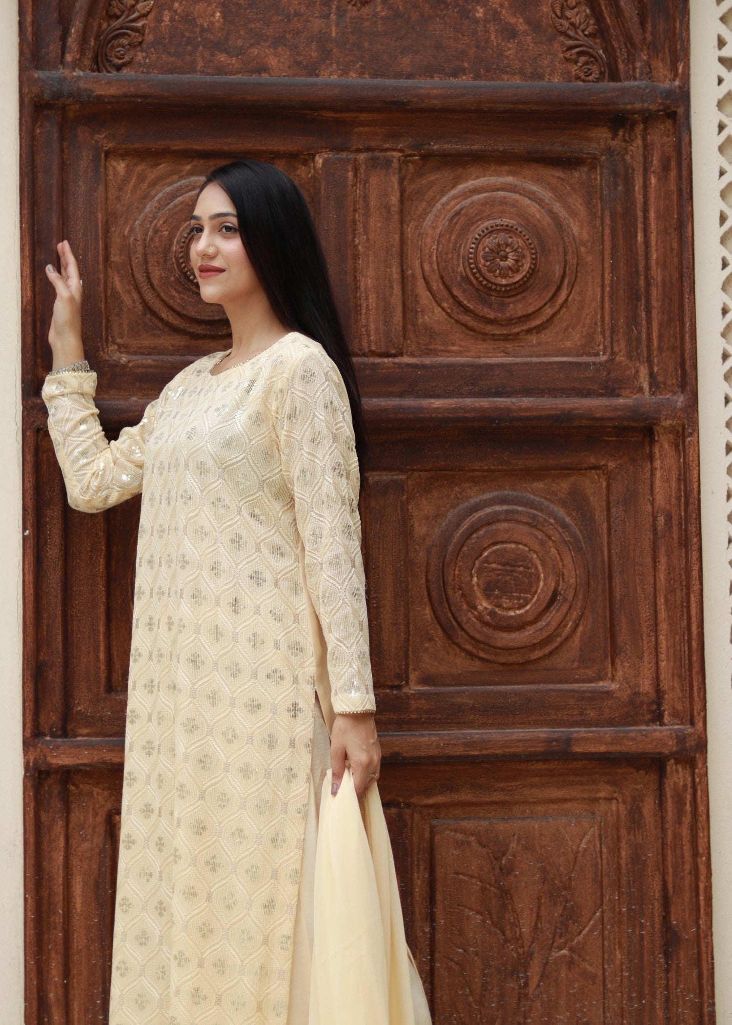 bemberg crinkle chiffon Kurta Set in Lemon chiffon