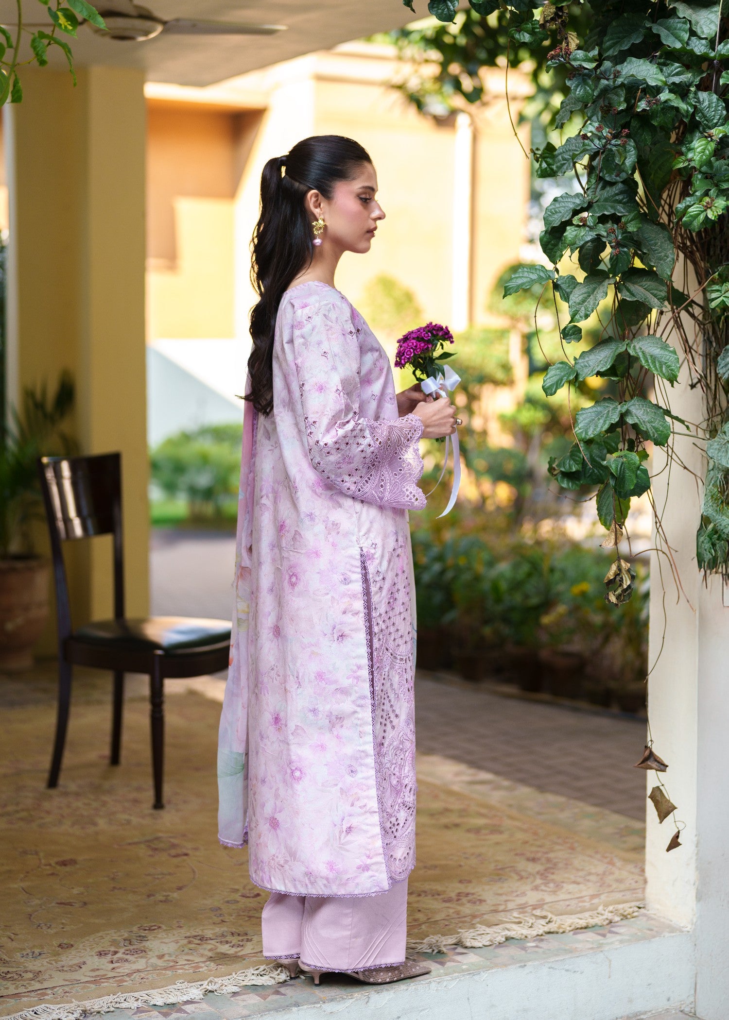 lawn Kurta Set in Lavender mist