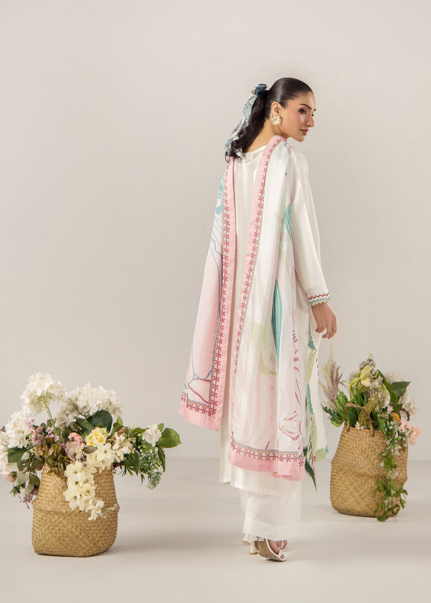 pure silk Kurta Set in White