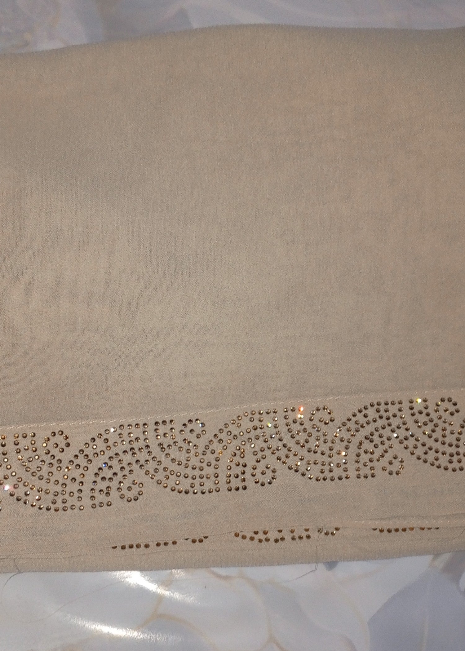 georgette Chaddar in Beige, gold